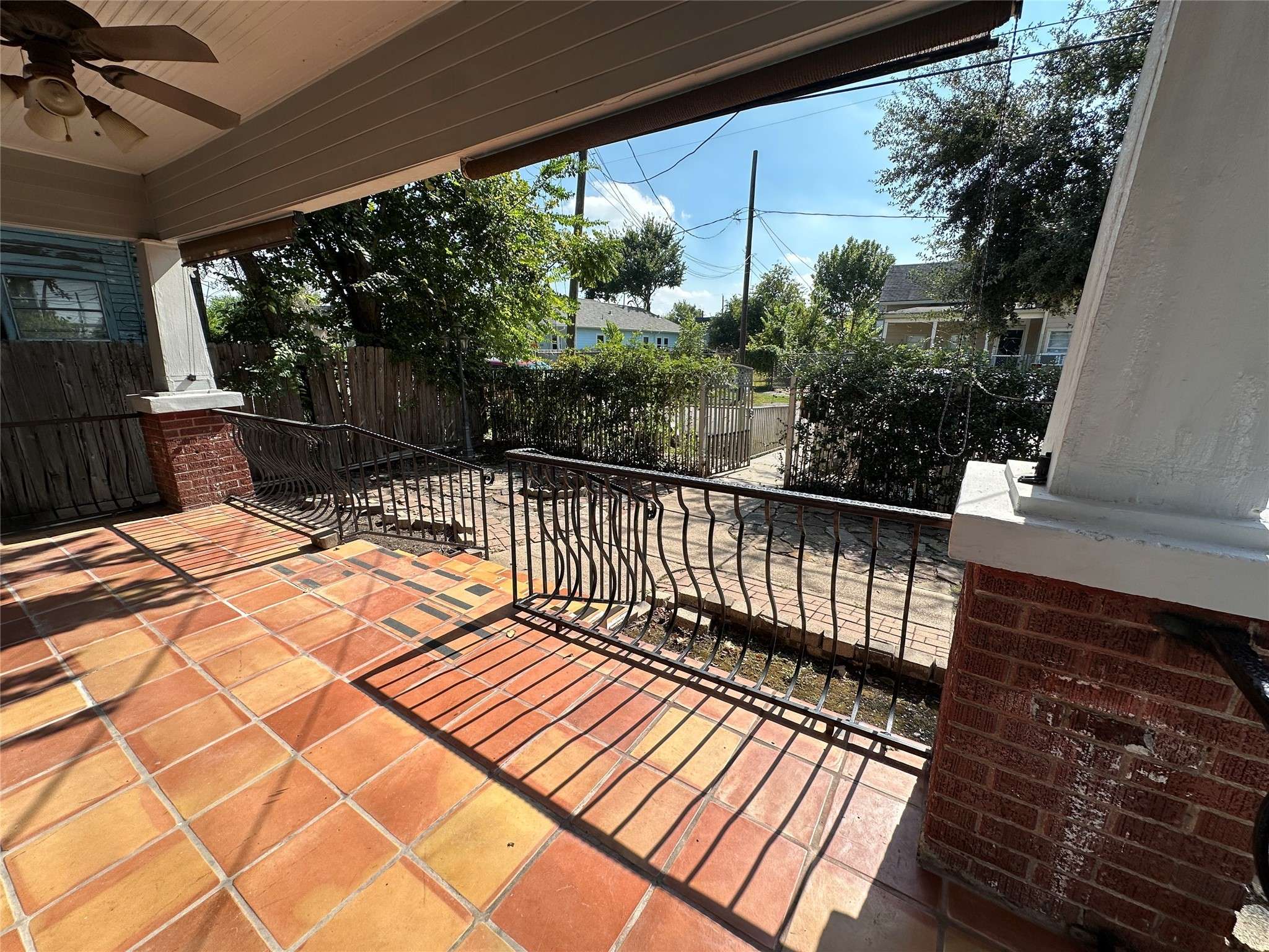 Houston, TX 77009,405 James ST #1