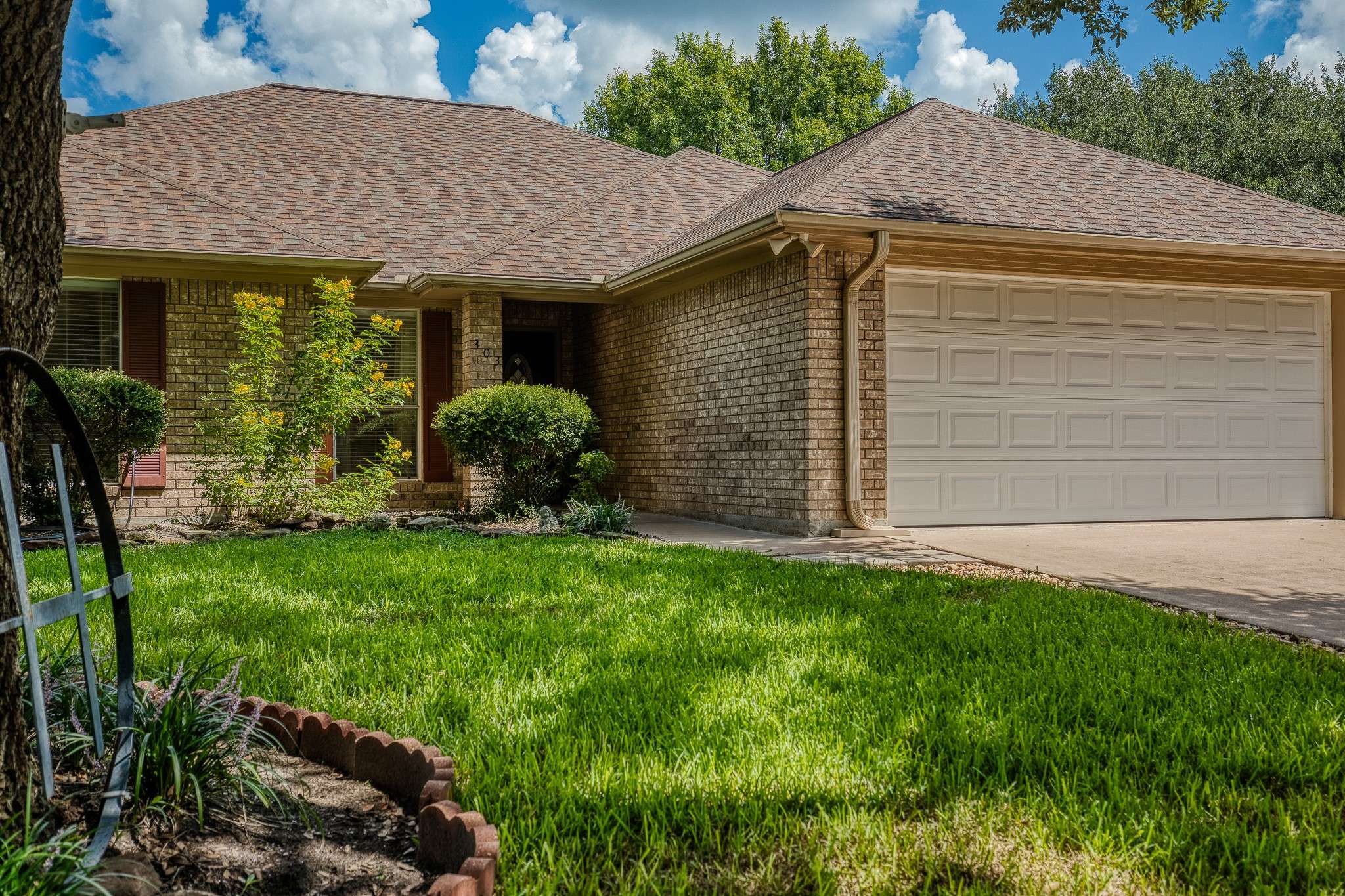 Brenham, TX 77833,303 Hickory Hollow LN