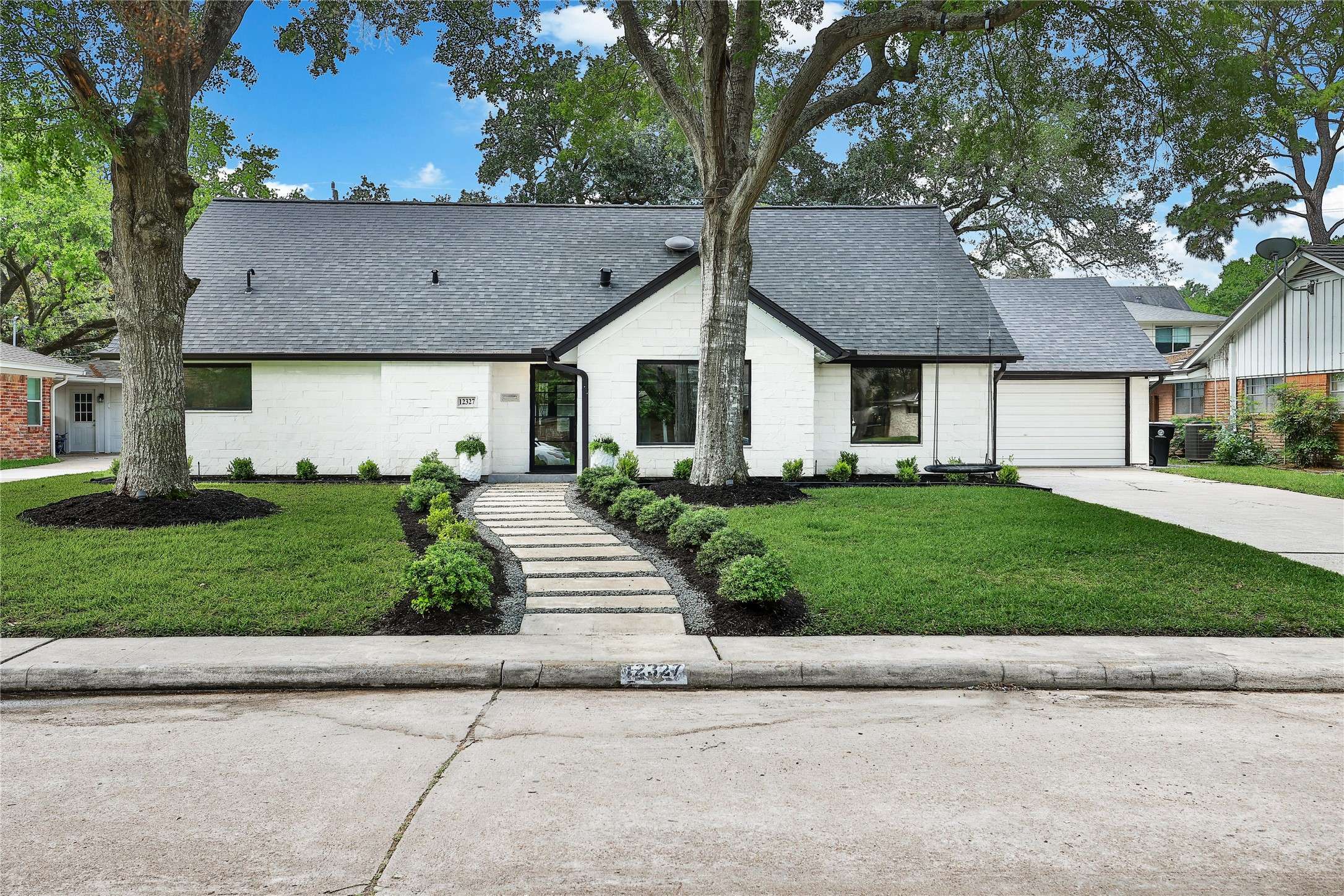 Houston, TX 77024,12327 Pinerock LN