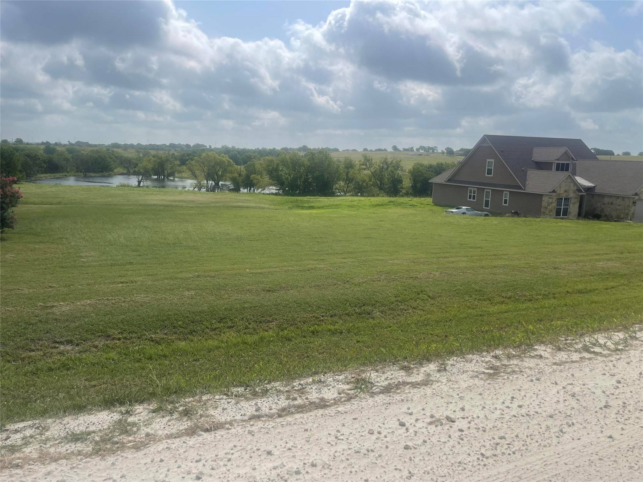 Axtell, TX 76624,523 S Vicha RD