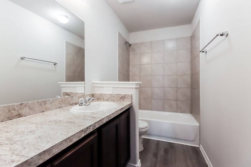 Porter, TX 77365,25397 Claremont Hills LN