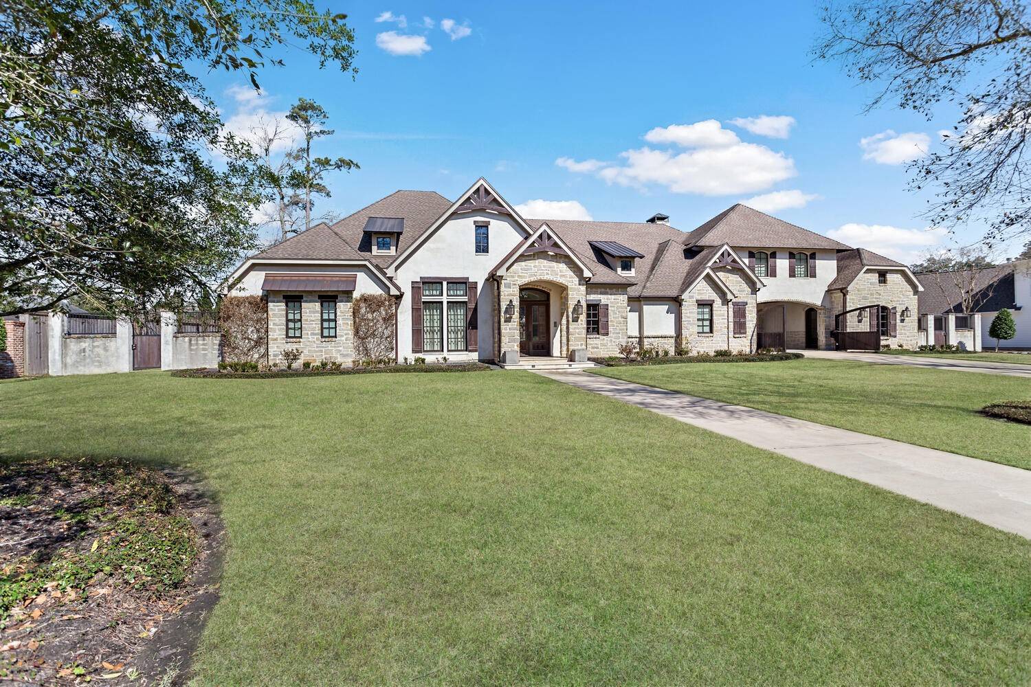 Beaumont, TX 77706,8120 Evangeline LN