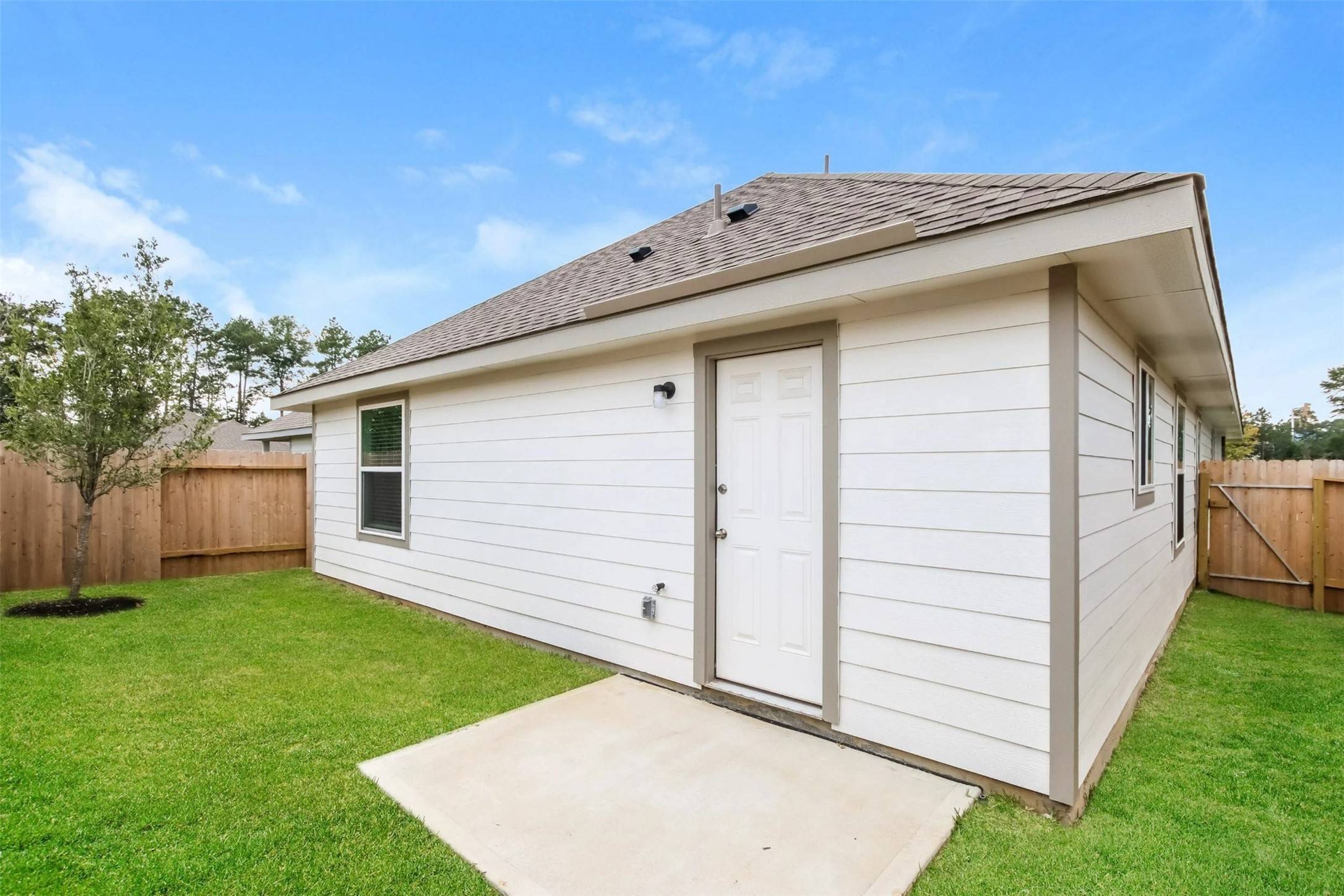 Conroe, TX 77301,2208 Onyx LN