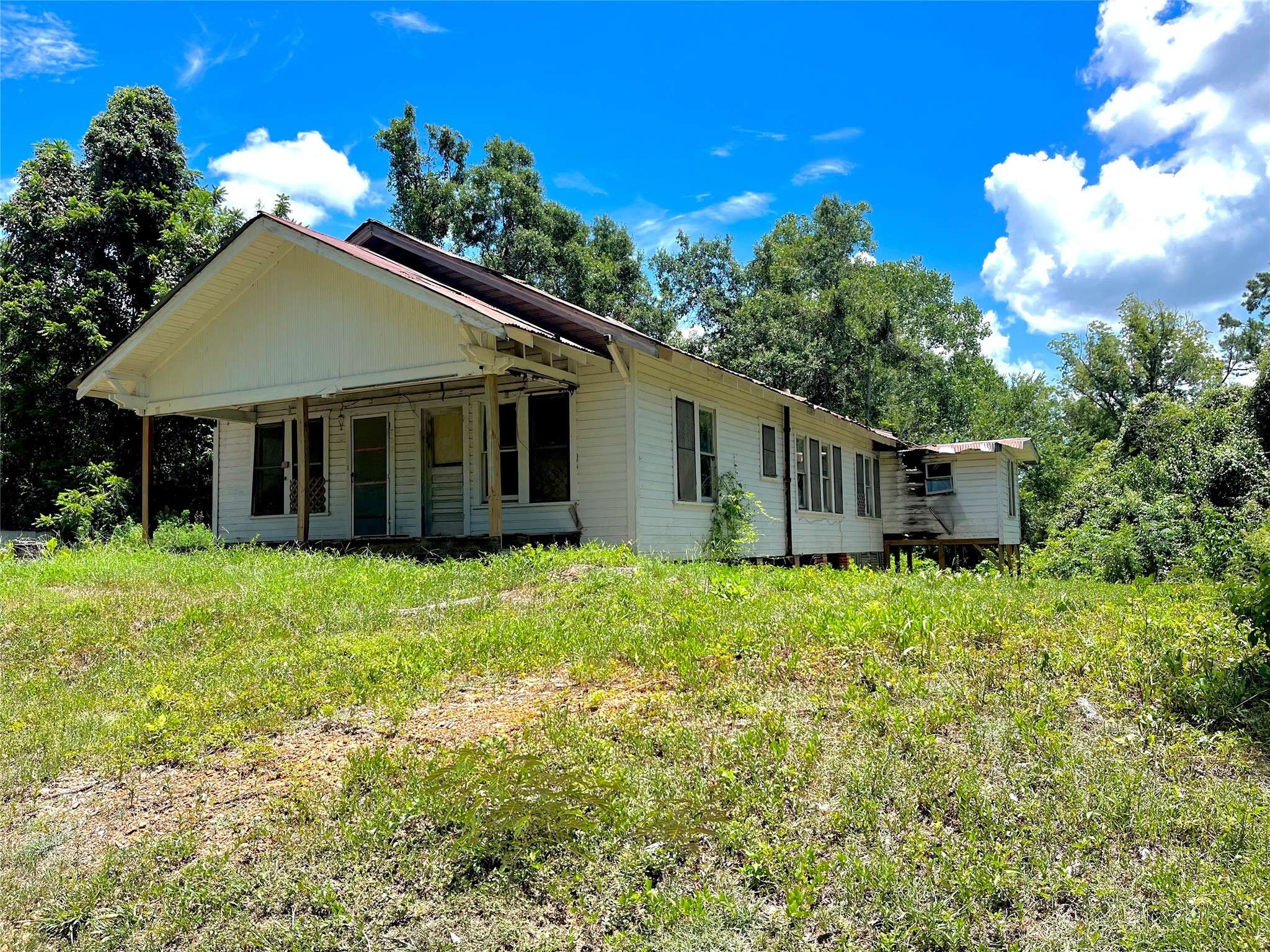 Livingston, TX 77351,122 S Beatty AVE