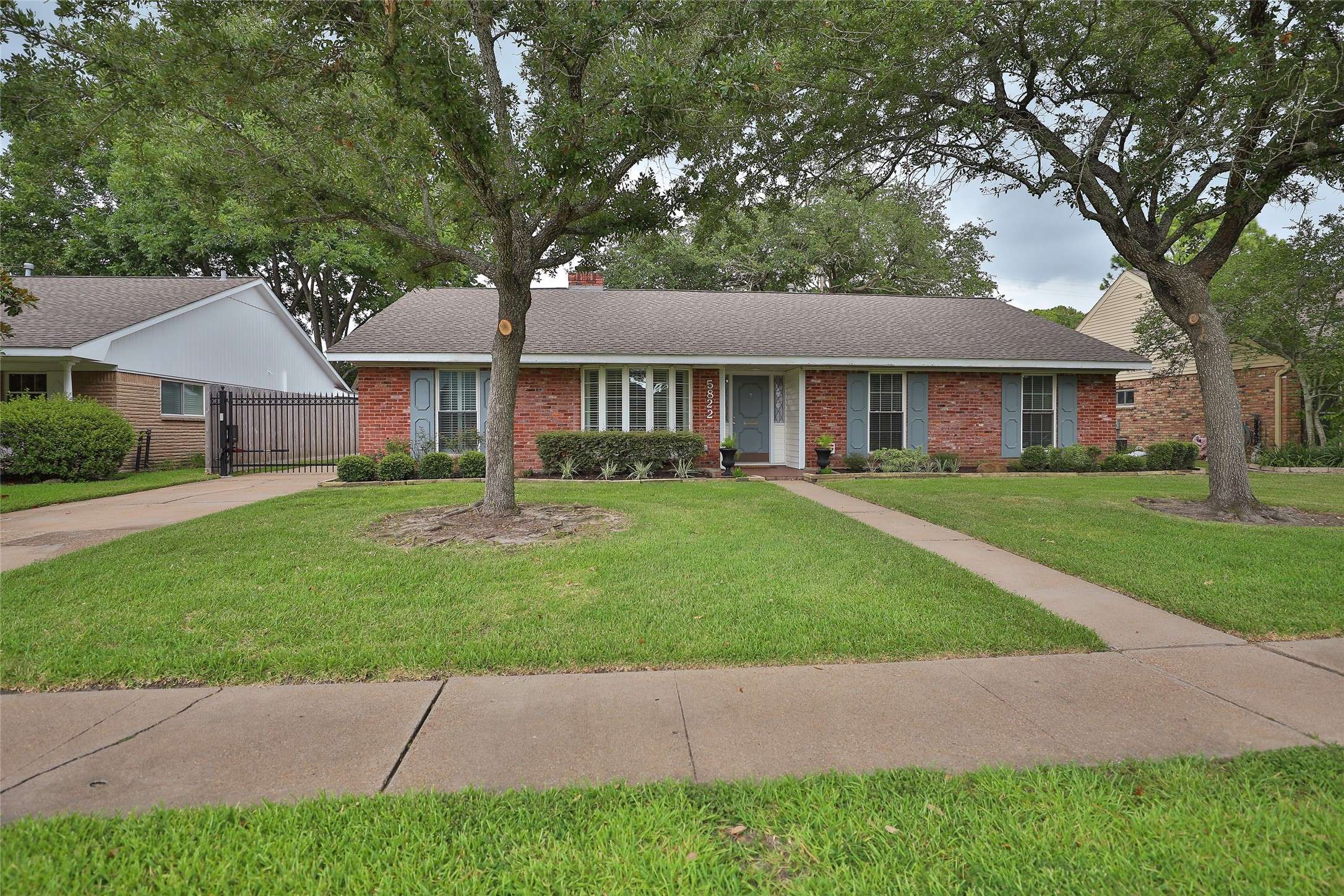 Houston, TX 77096,5822 Cheena DR