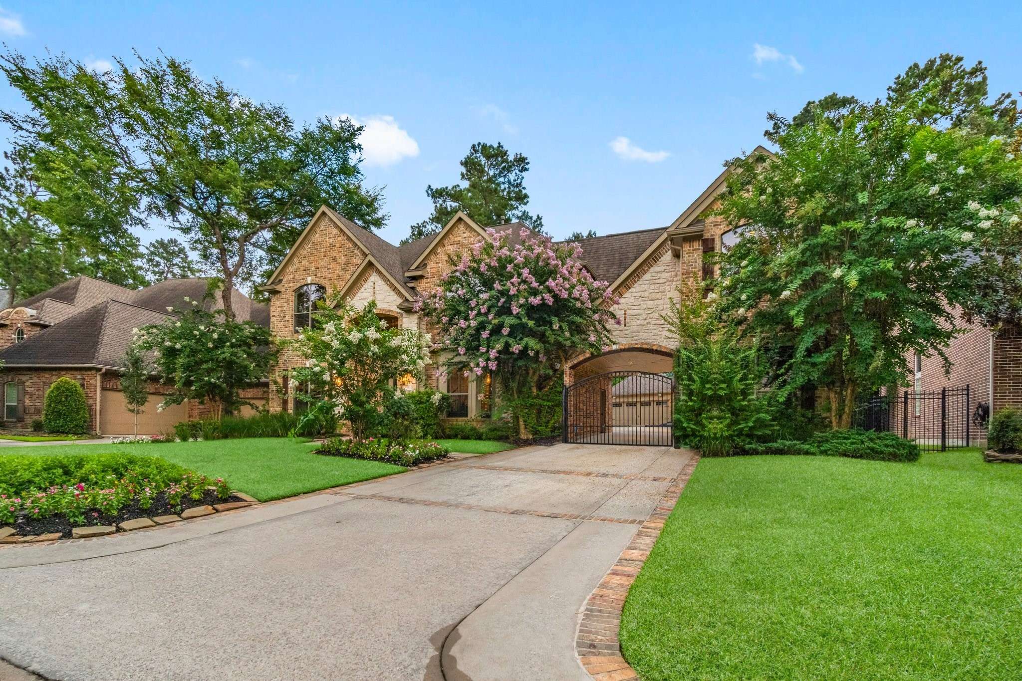 The Woodlands, TX 77382,15 Bessdale CT