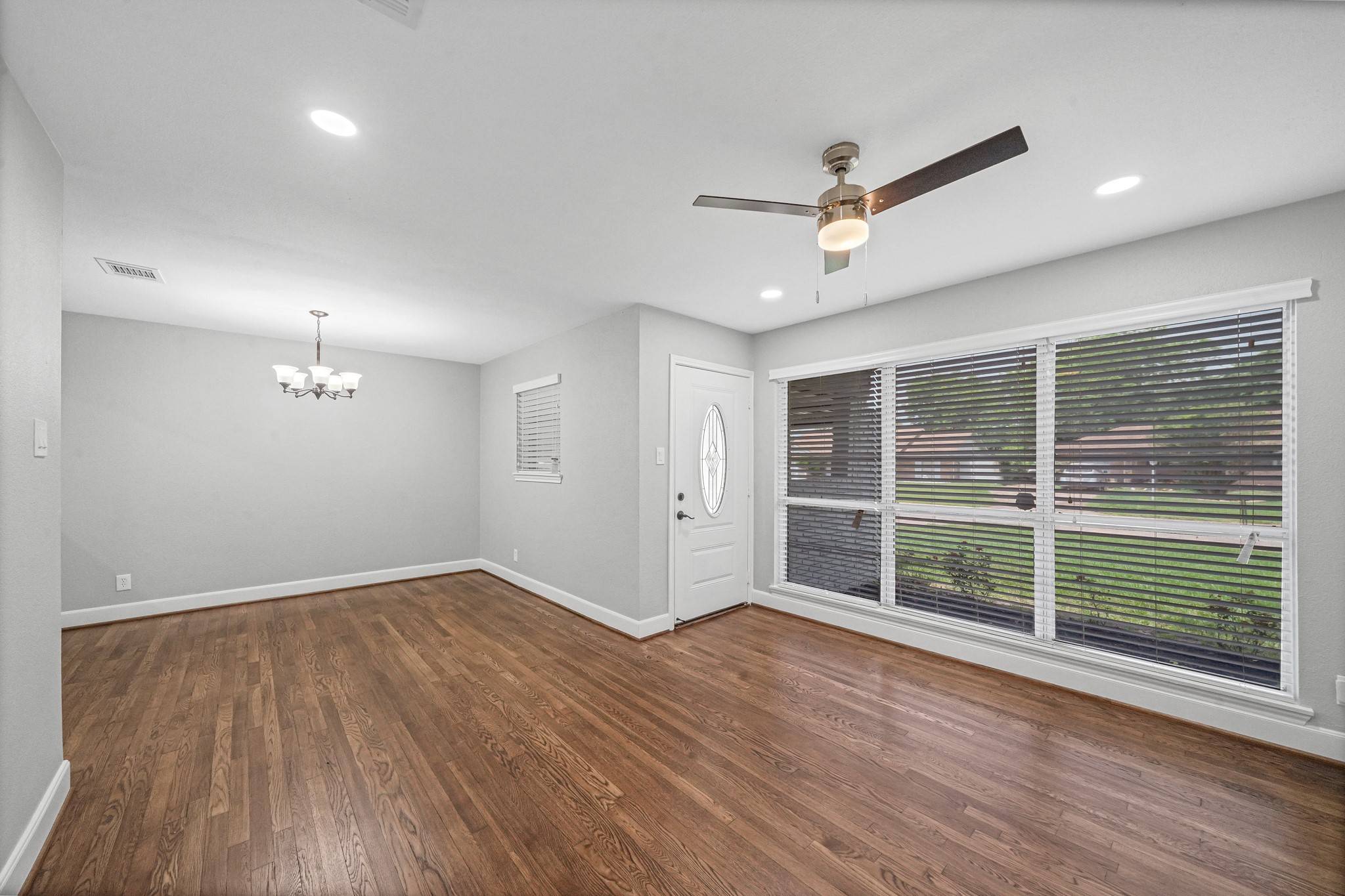 Houston, TX 77045,2807 Dragonwick DR