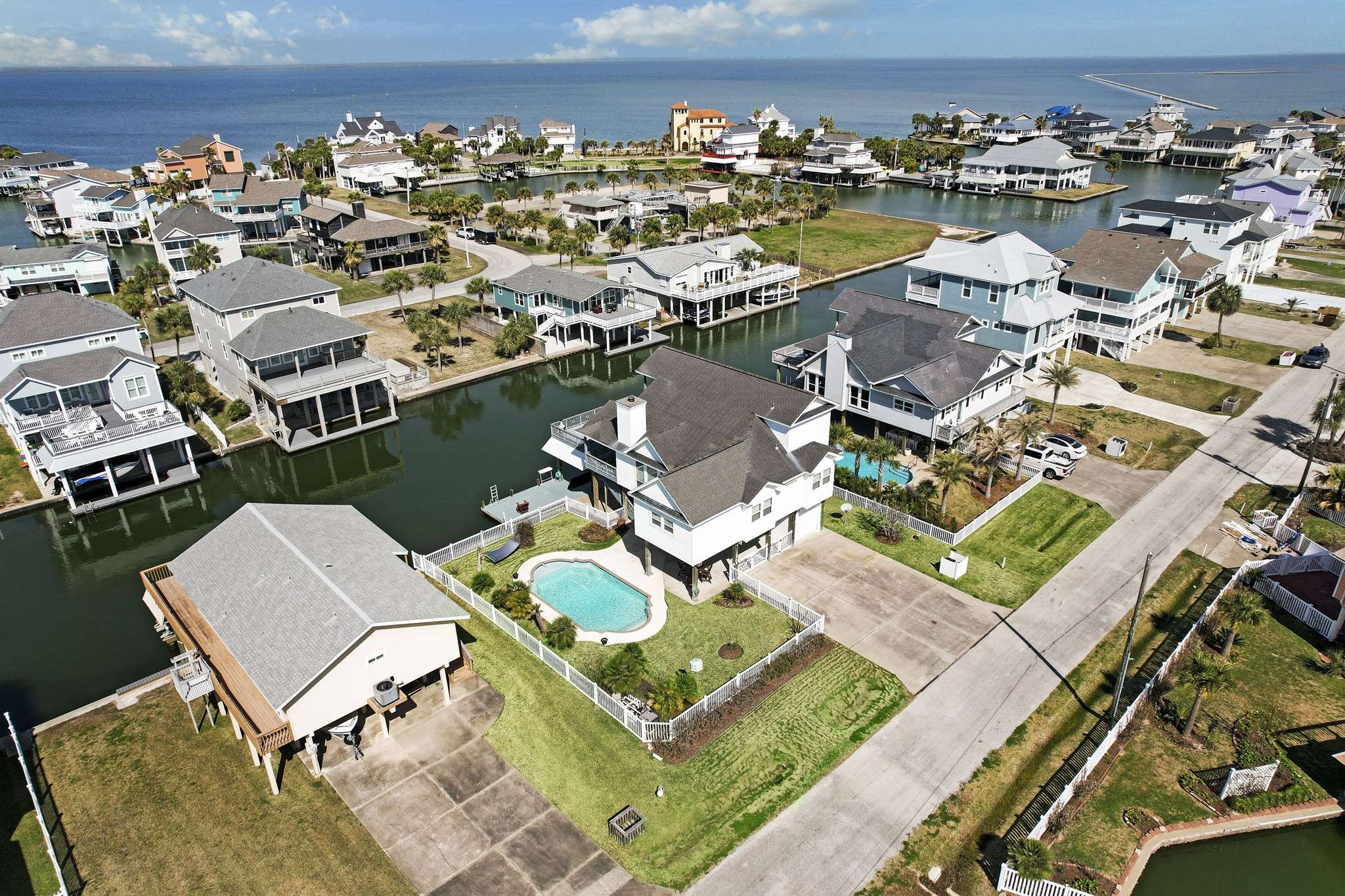 Jamaica Beach, TX 77554,16706 Tern RD