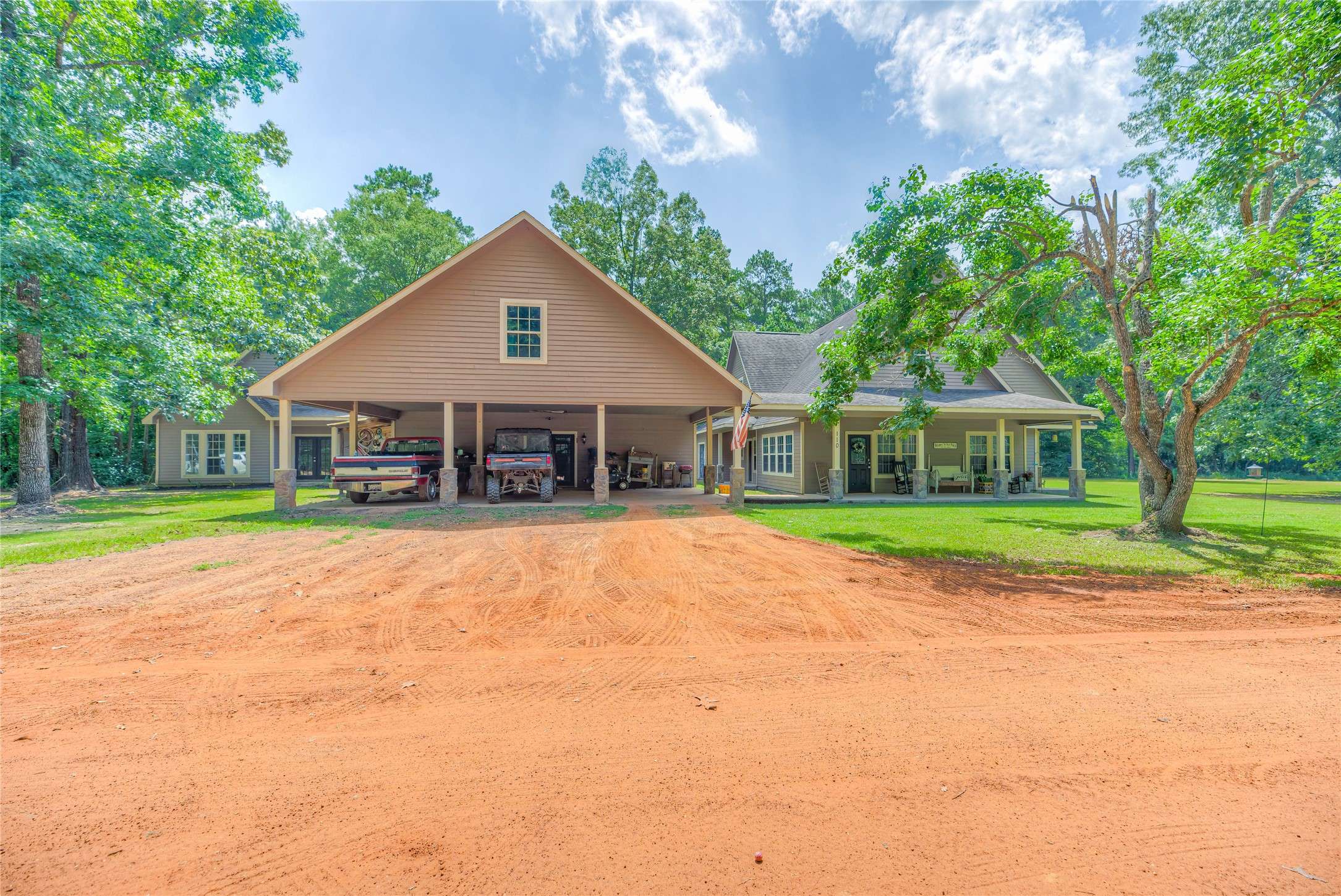Coldspring, TX 77331,110 Happy TRL
