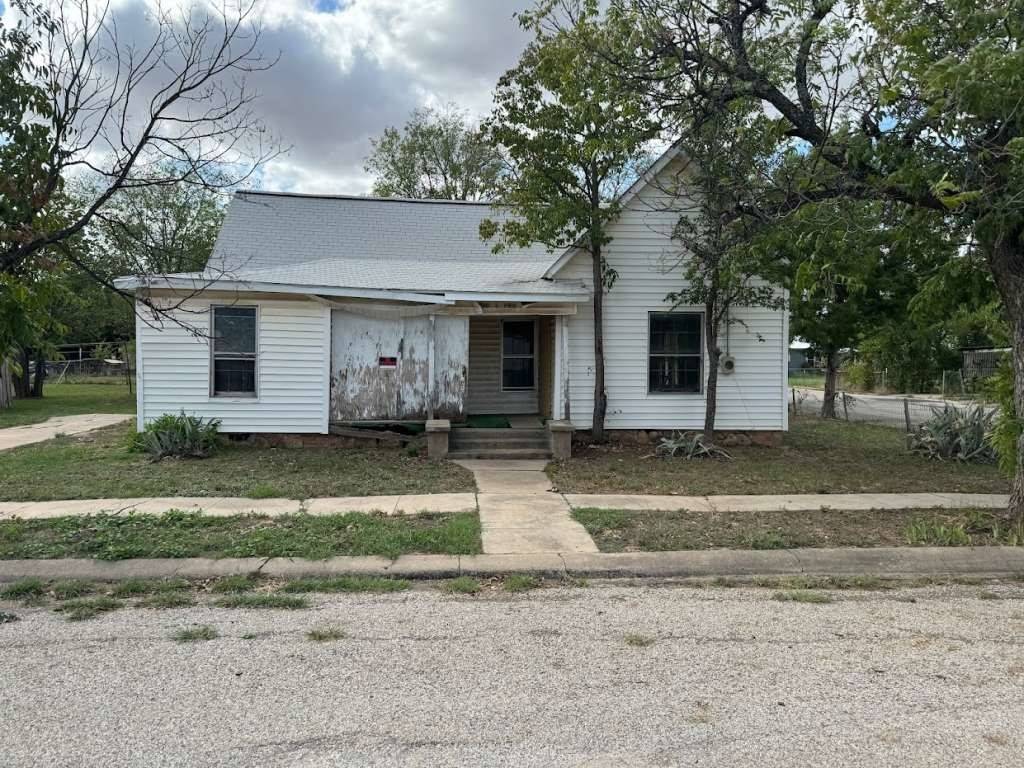 Coleman, TX 76834,1000 S Frio ST