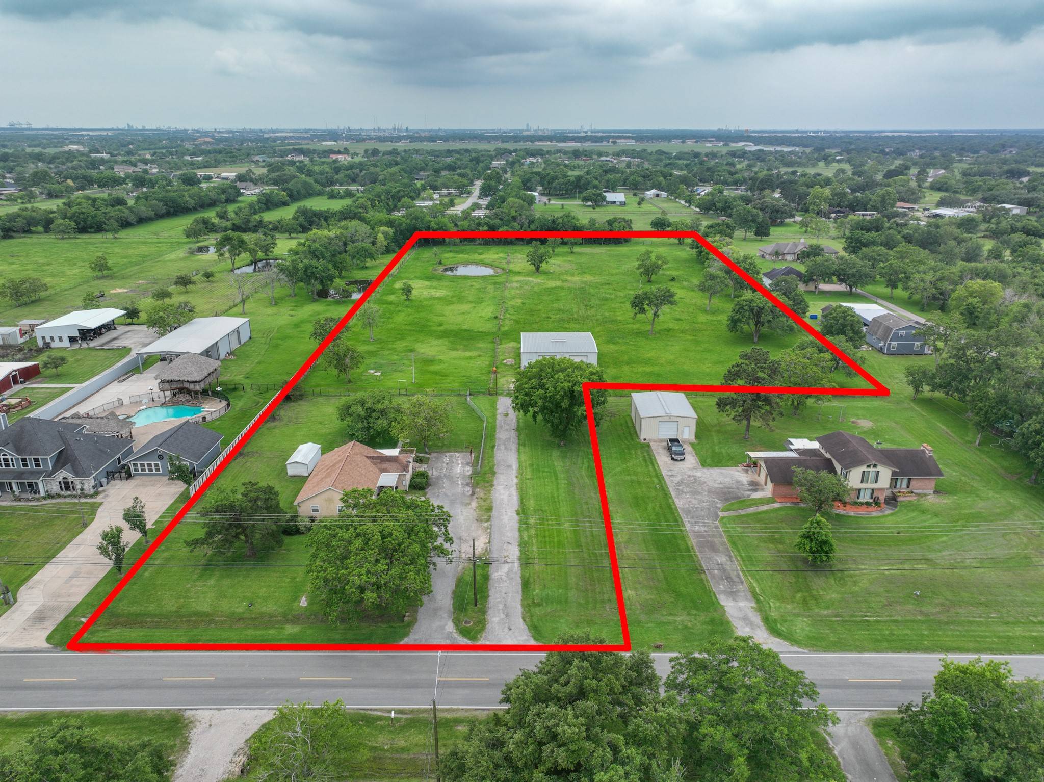 La Porte, TX 77571,10922 N P ST