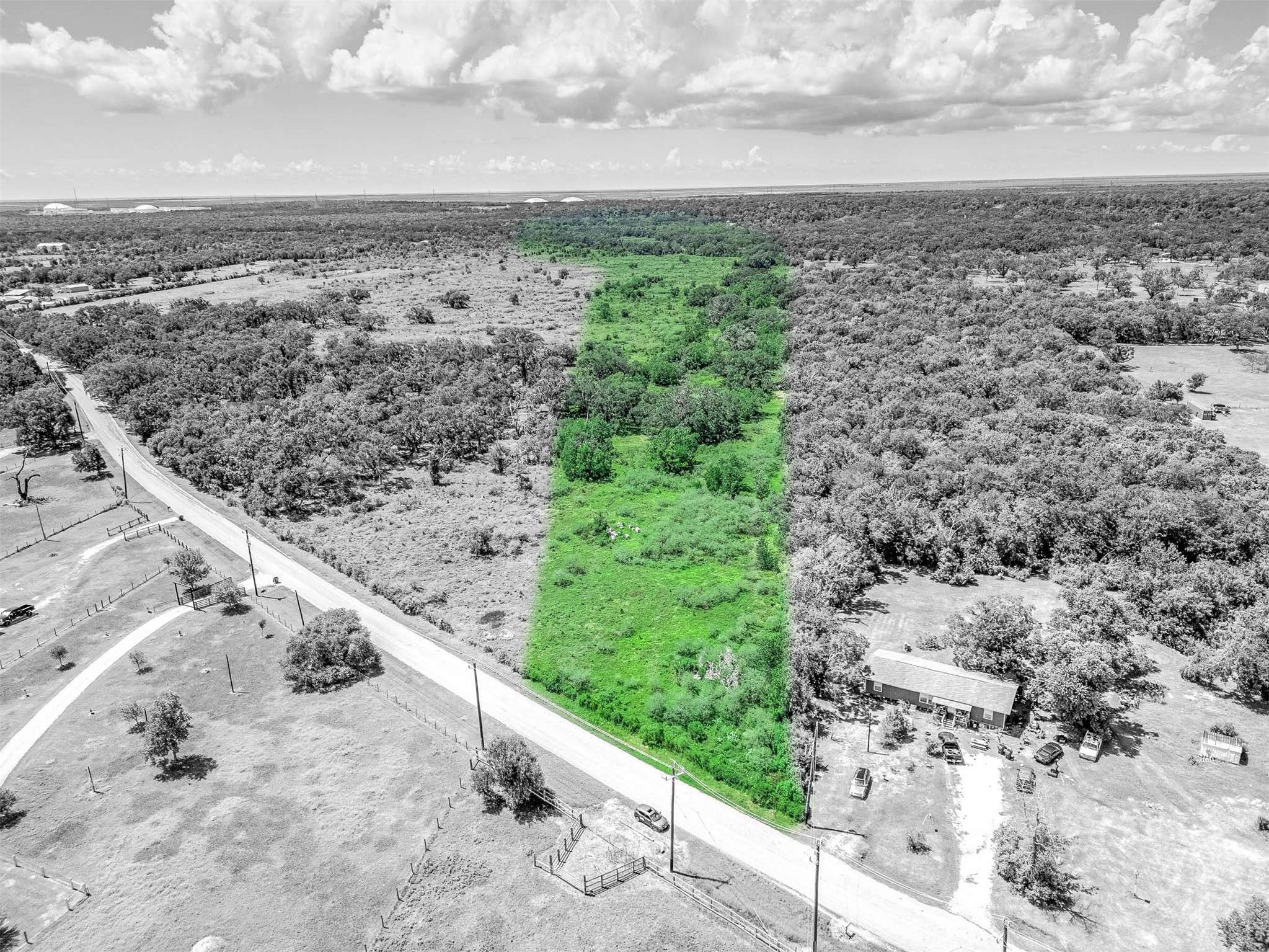 Freeport, TX 77541,14991 AC CR 400 RD