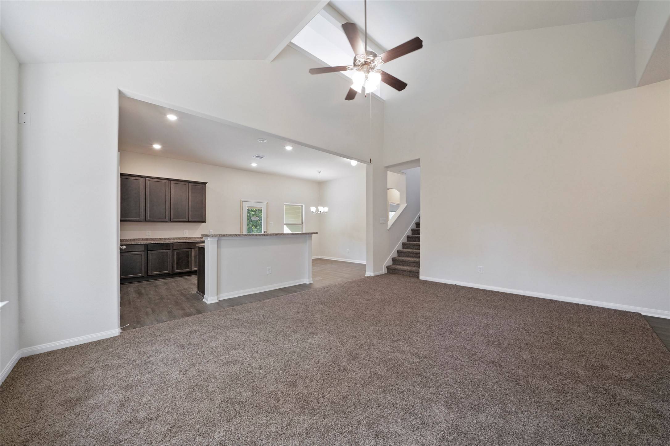 Angleton, TX 77515,225 Bryan WAY