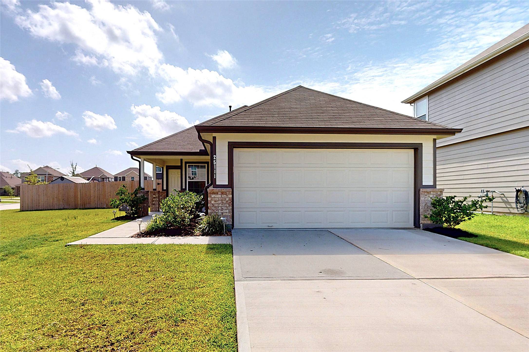 Porter, TX 77365,25111 Falcon Castle LN