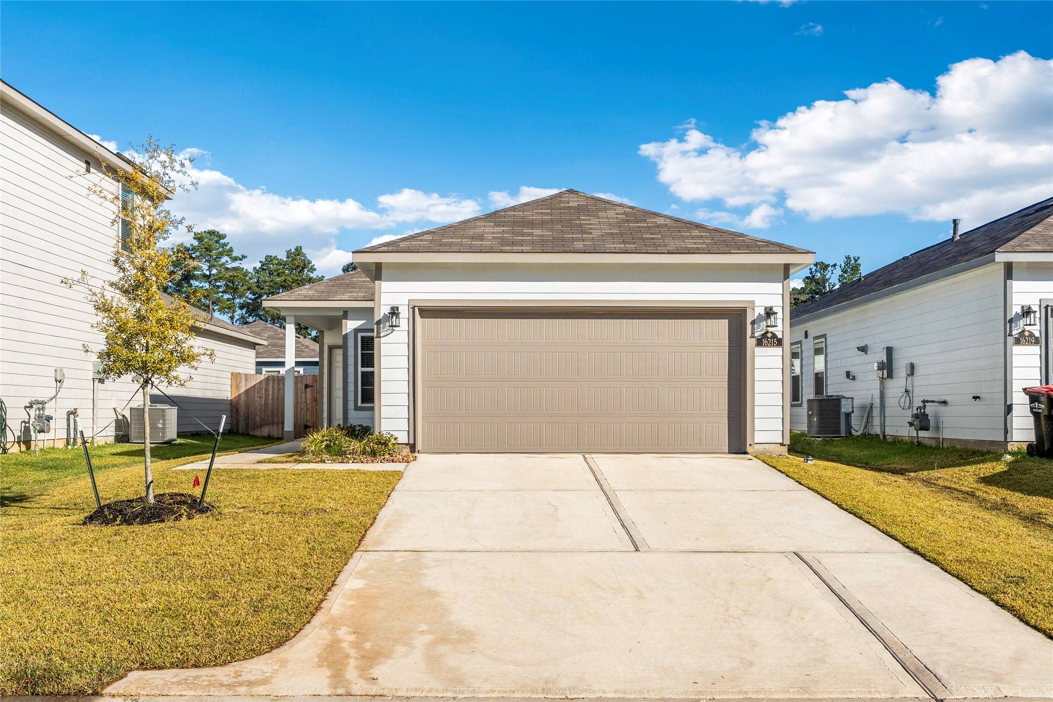 Porter, TX 77365,16215 Globetrotter CT