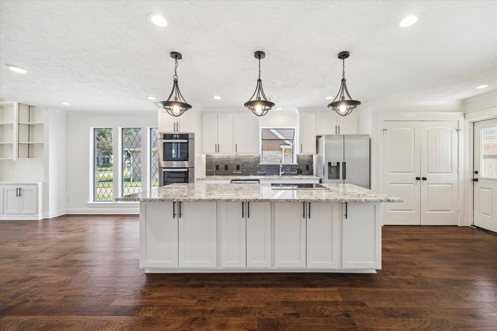 Sugar Land, TX 77498,819 Wood Bridge CIR
