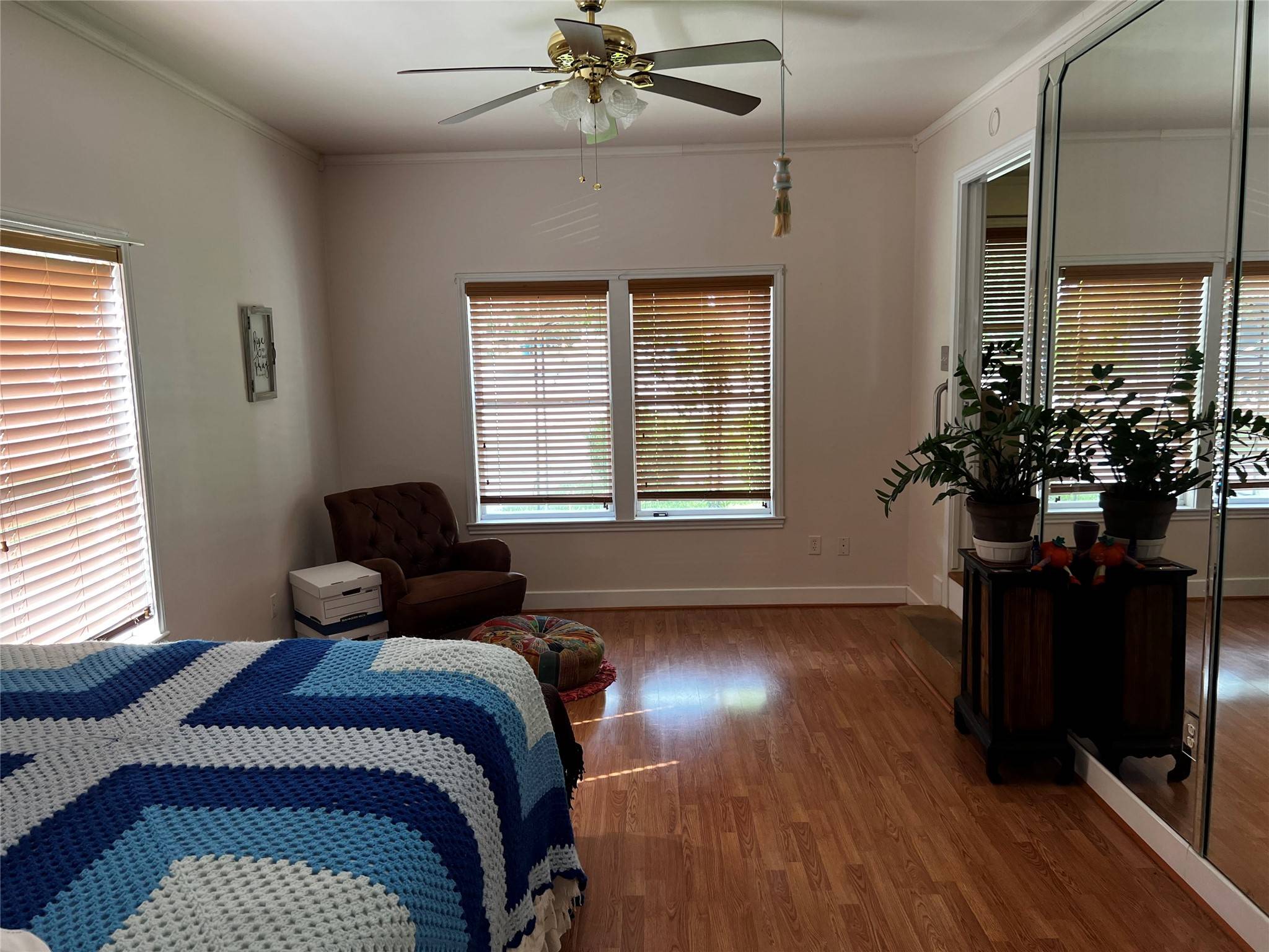 Bellville, TX 77418,817 E Kuehn ST