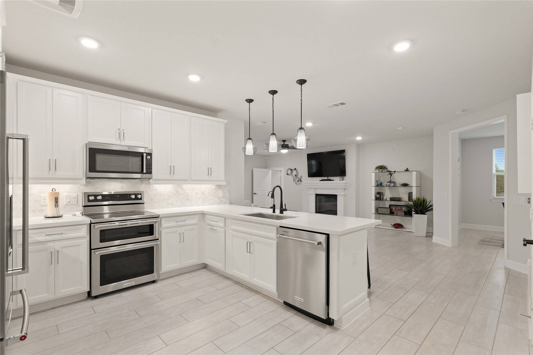 Houston, TX 77055,6804 Westview DR #1307