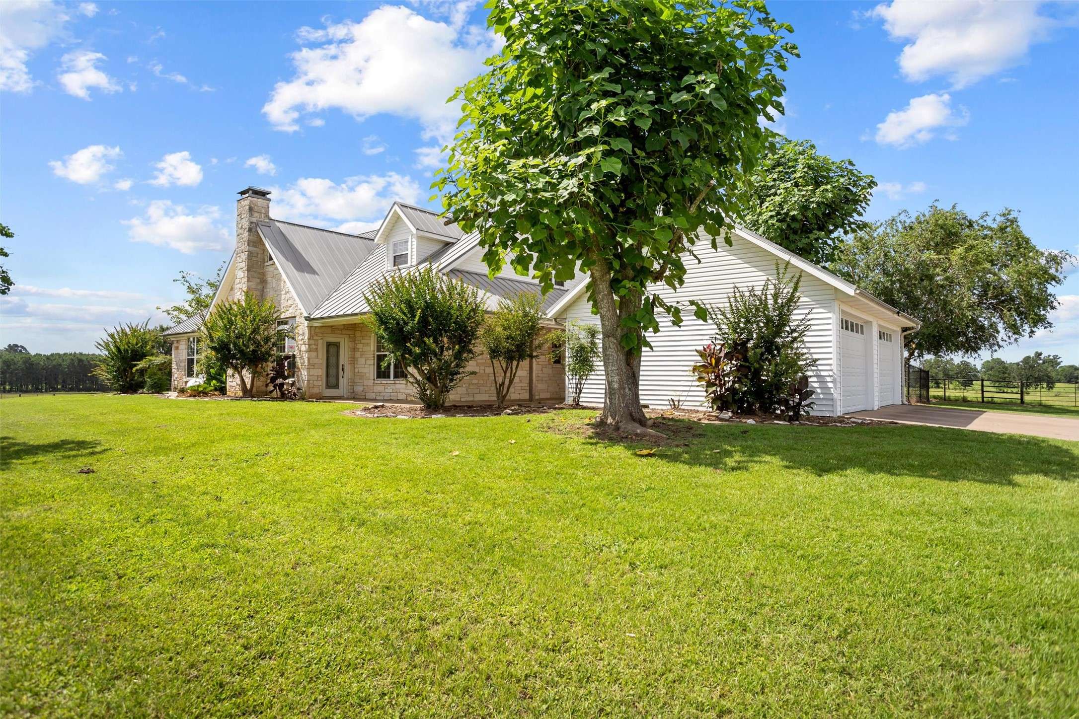 Lovelady, TX 75851,2421 FM 1280 W