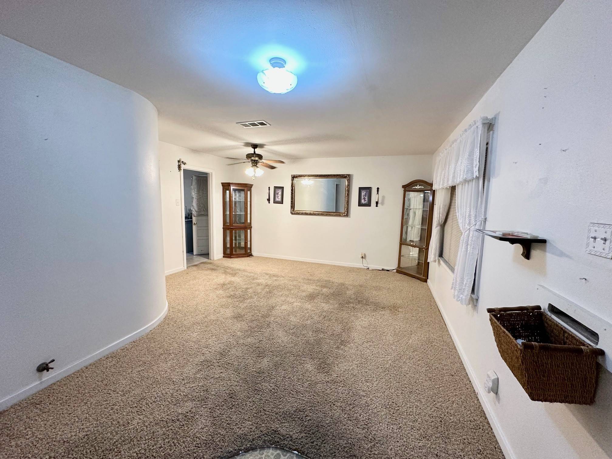 Port Neches, TX 77651,2234 6th ST