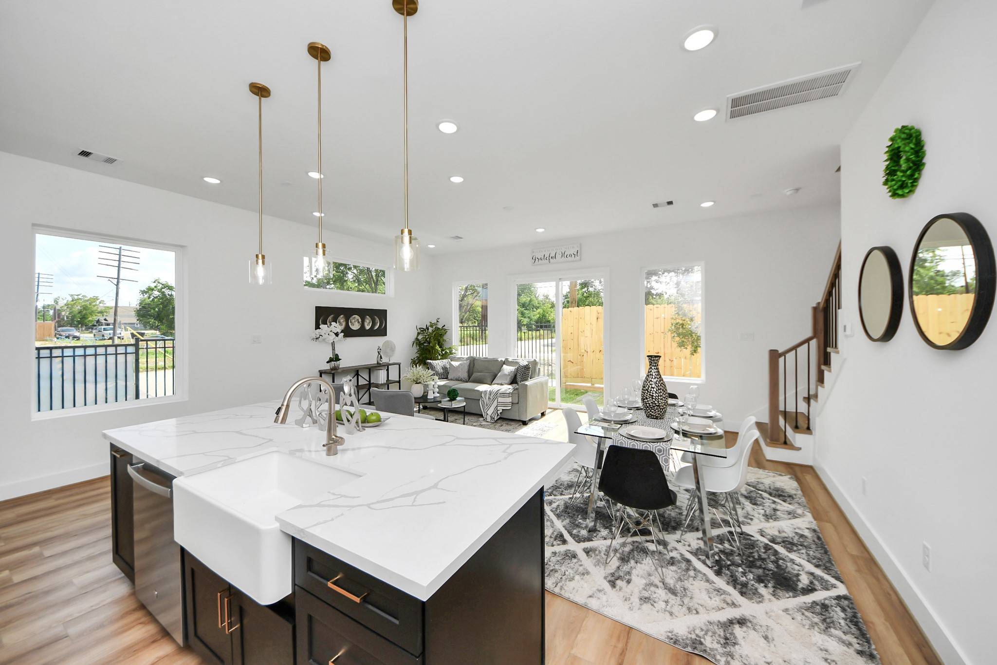 Houston, TX 77026,2432 Harrington ST