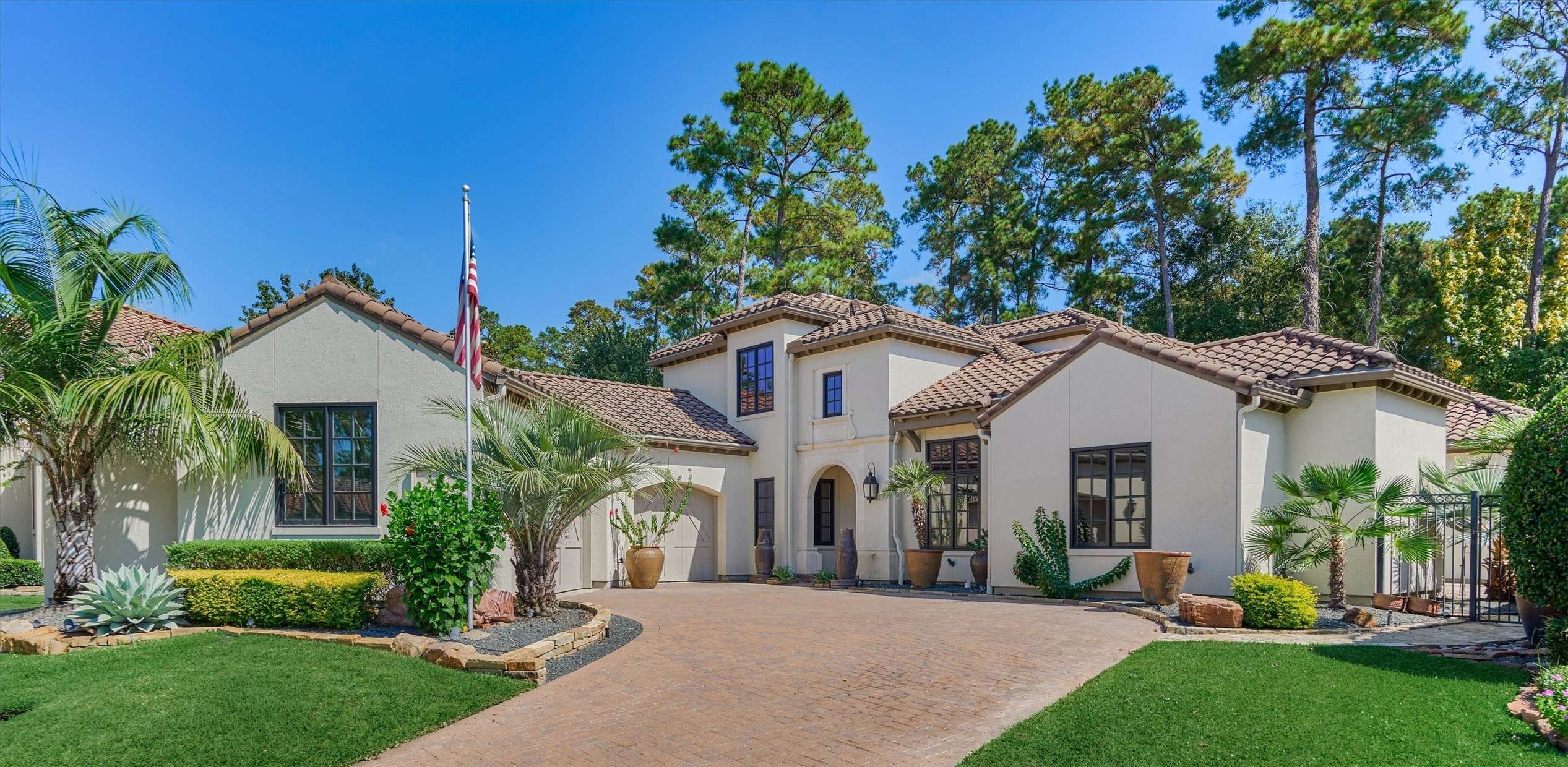 The Woodlands, TX 77382,2 Libretto CT