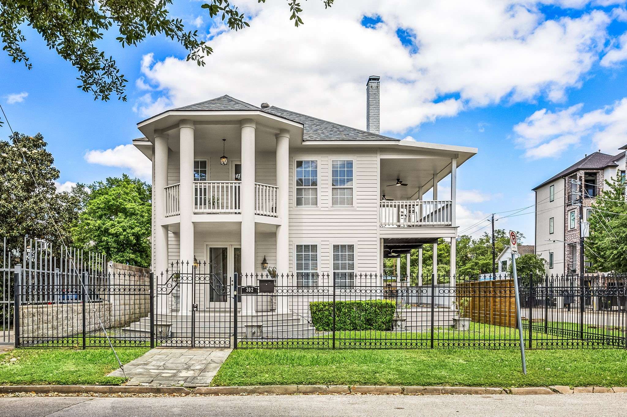 Houston, TX 77006,302 W Drew ST