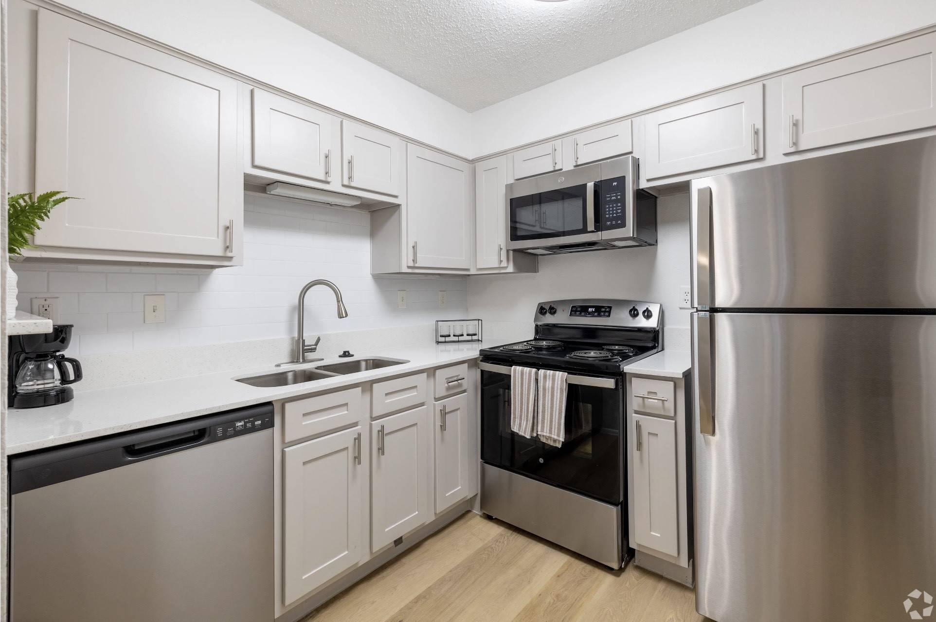 San Antonio, TX 78232,2170 Thousand Oaks Drive #1234Q