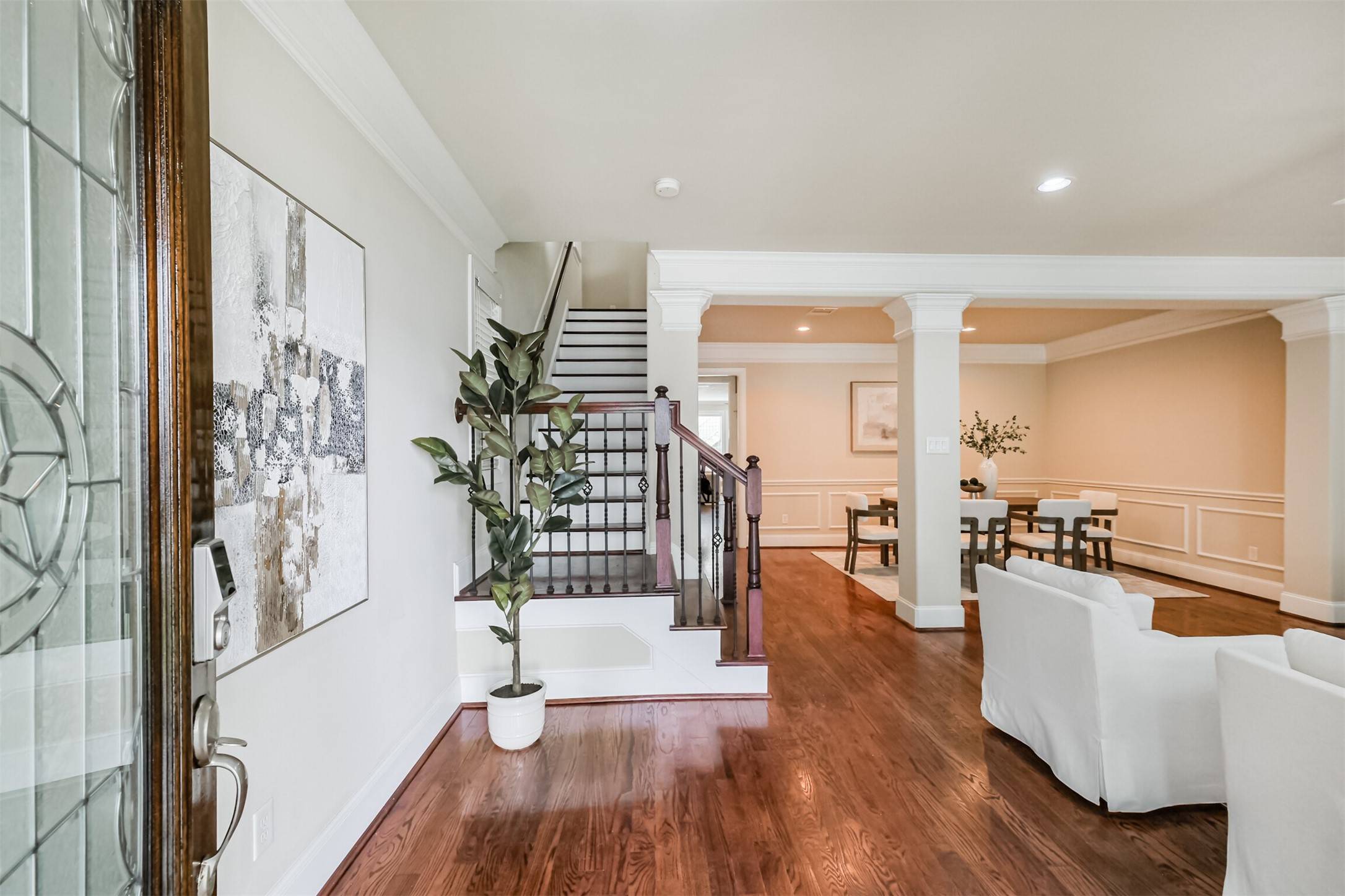 Houston, TX 77008,231 W 26th ST