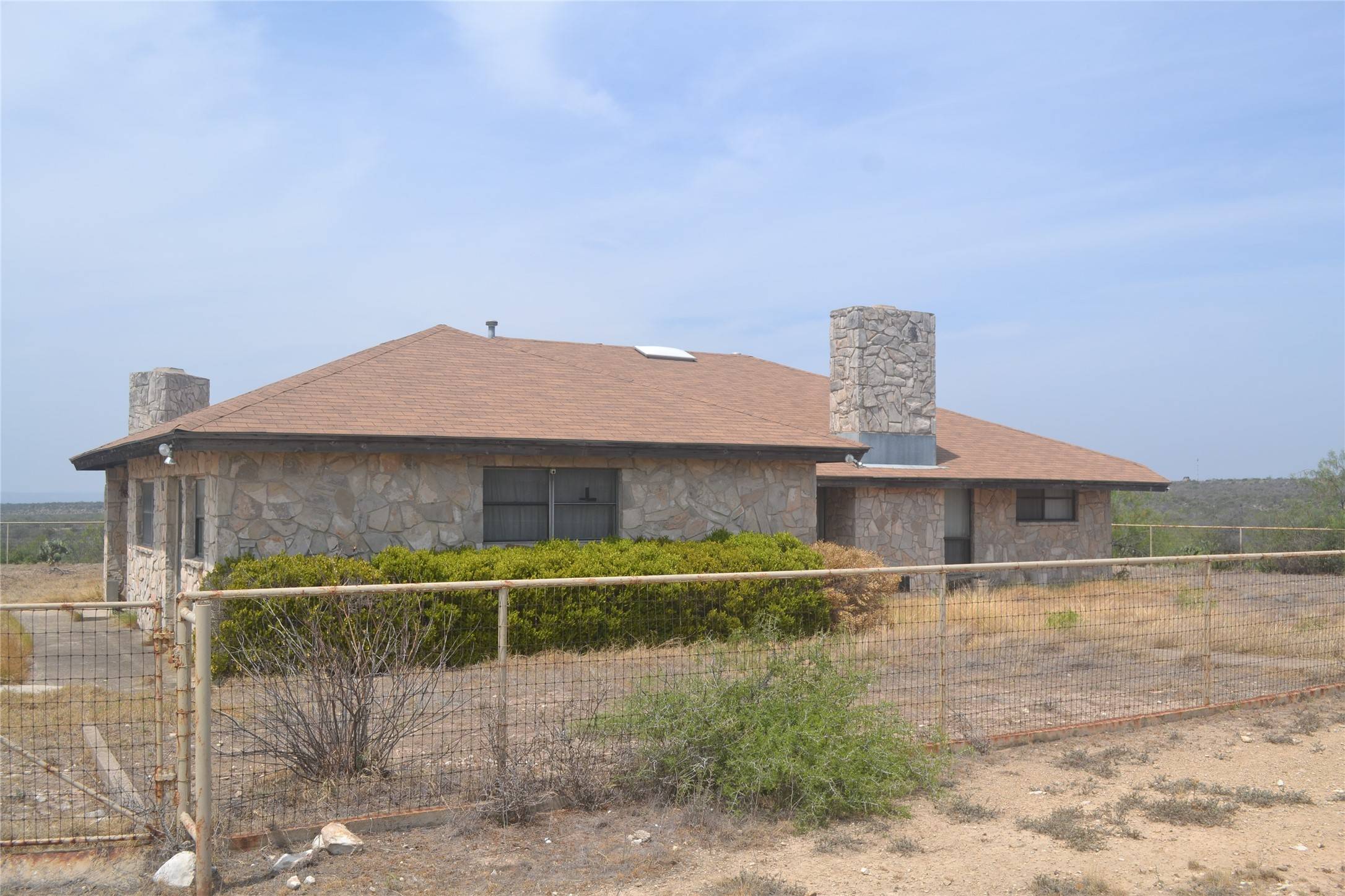 Del Rio, TX 78837,41498 W US Highway 90