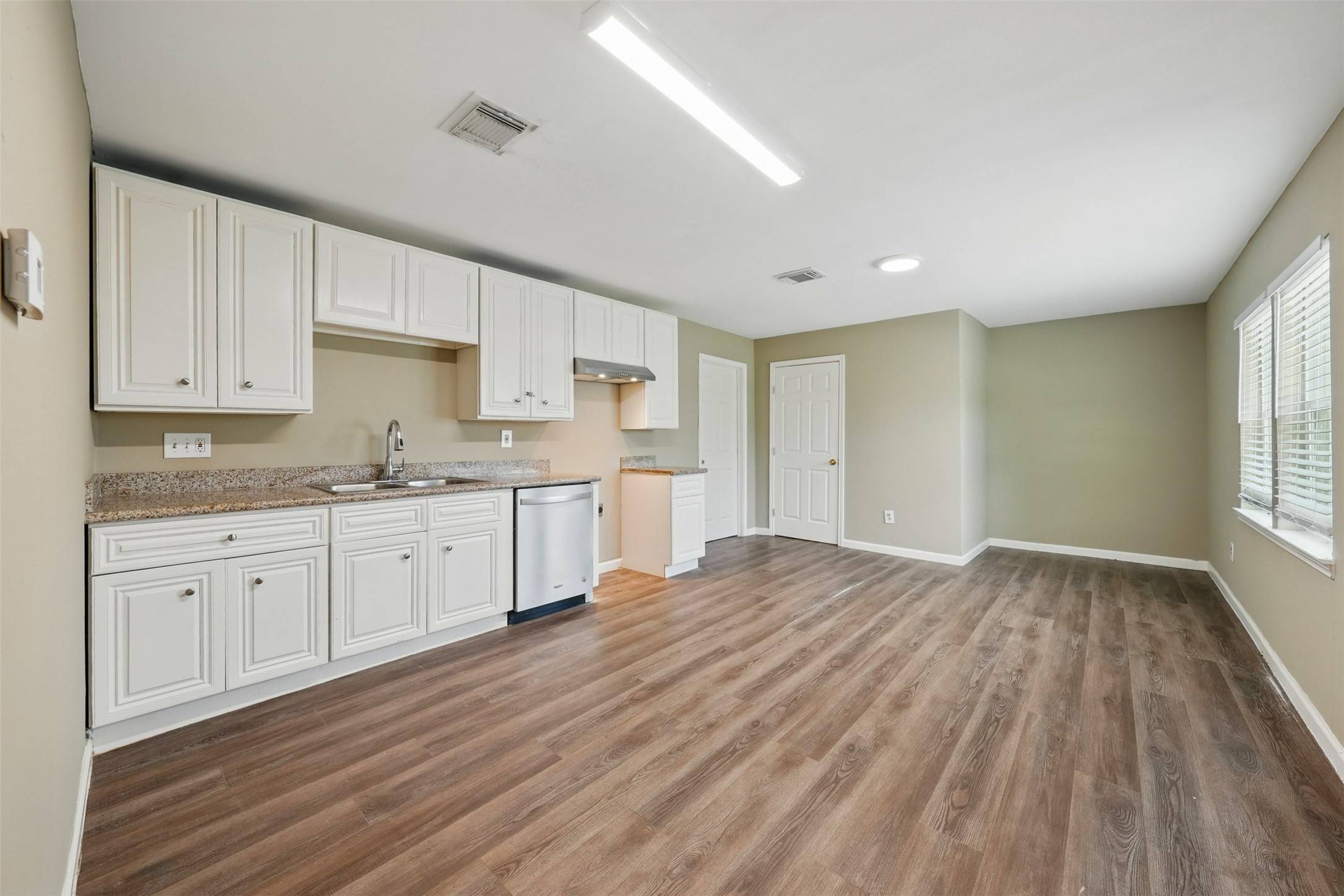 Houston, TX 77021,3615 Seabrook ST