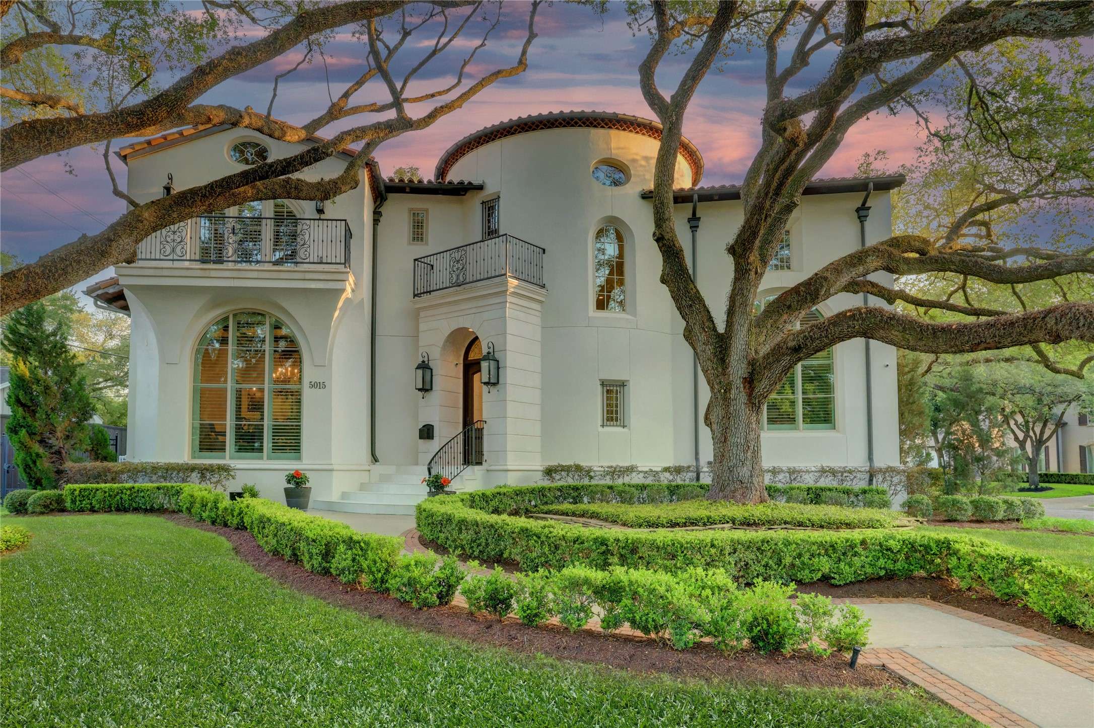 Houston, TX 77096,5015 Jason ST