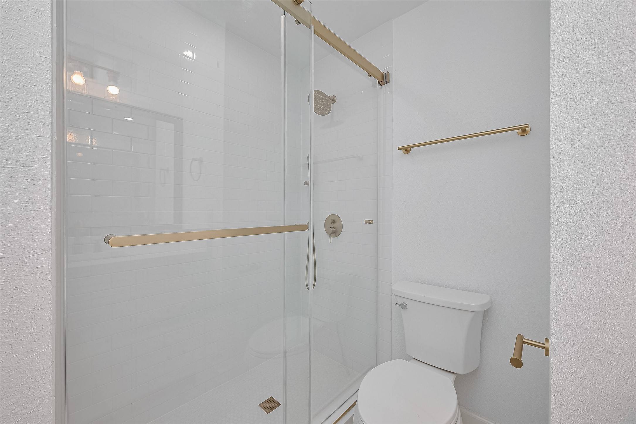 Houston, TX 77090,17331 Red Oak DR #36