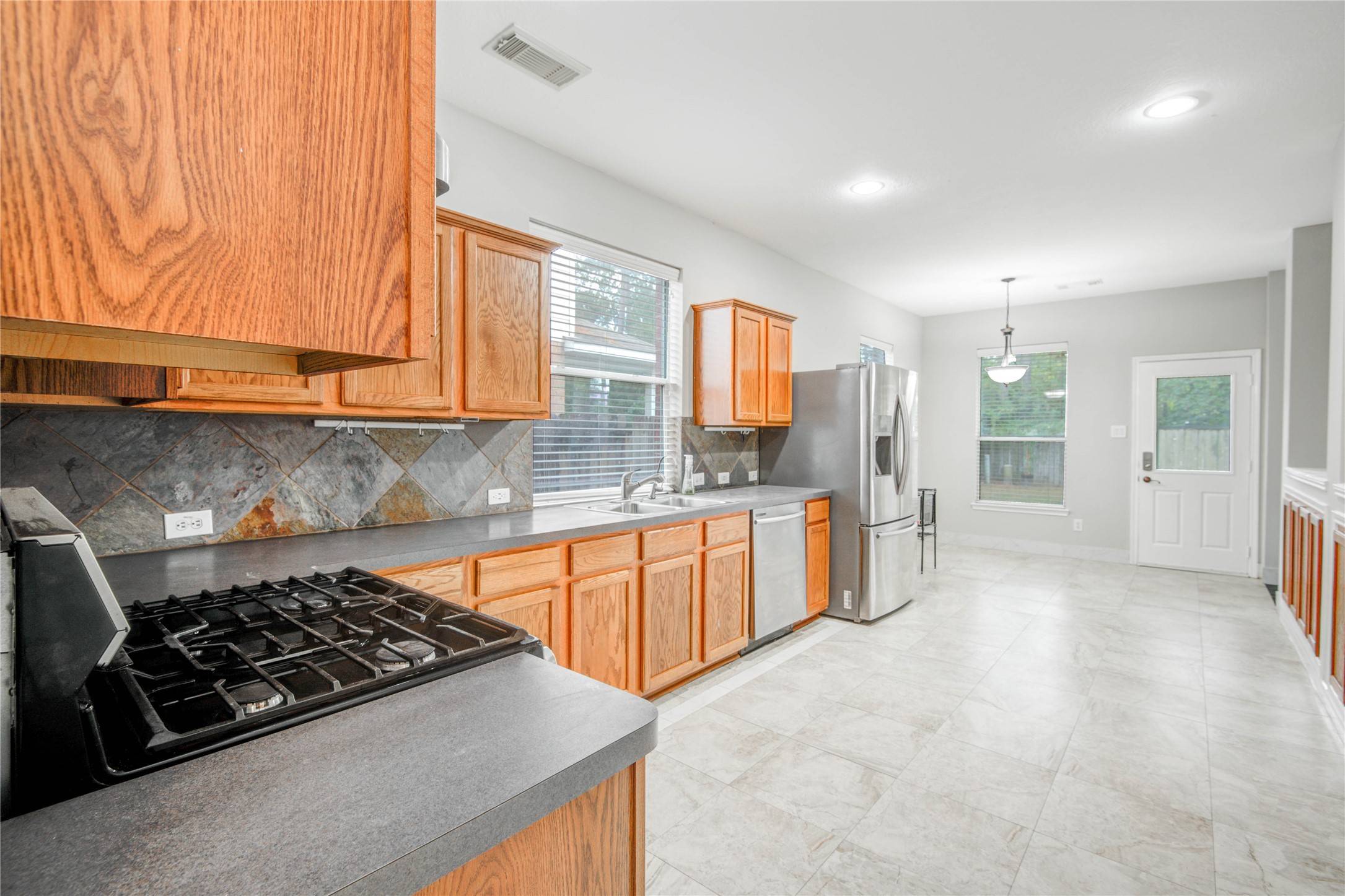 Cypress, TX 77429,16119 Barngate CT