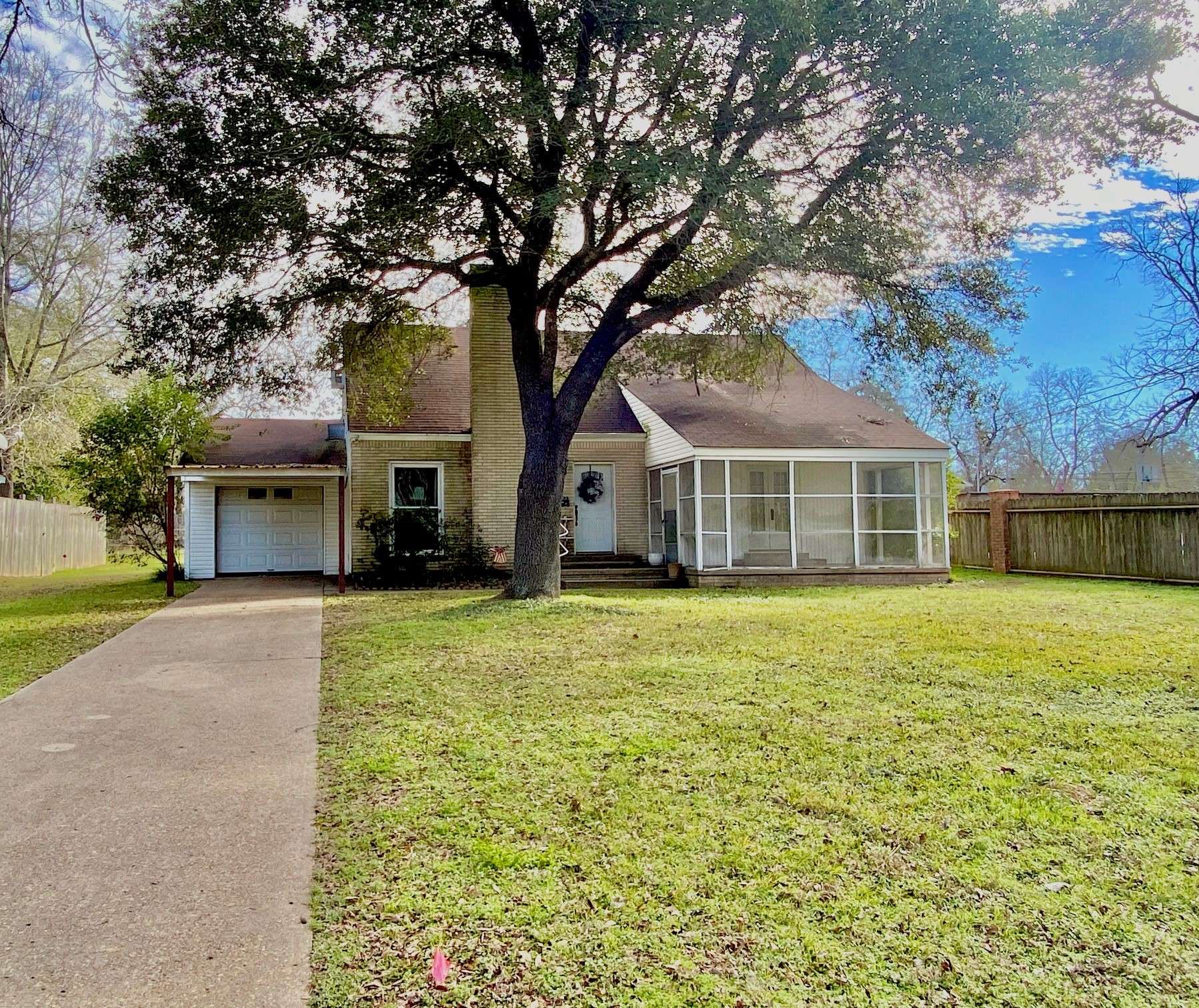 Crockett, TX 75835,102 N Gordon DR