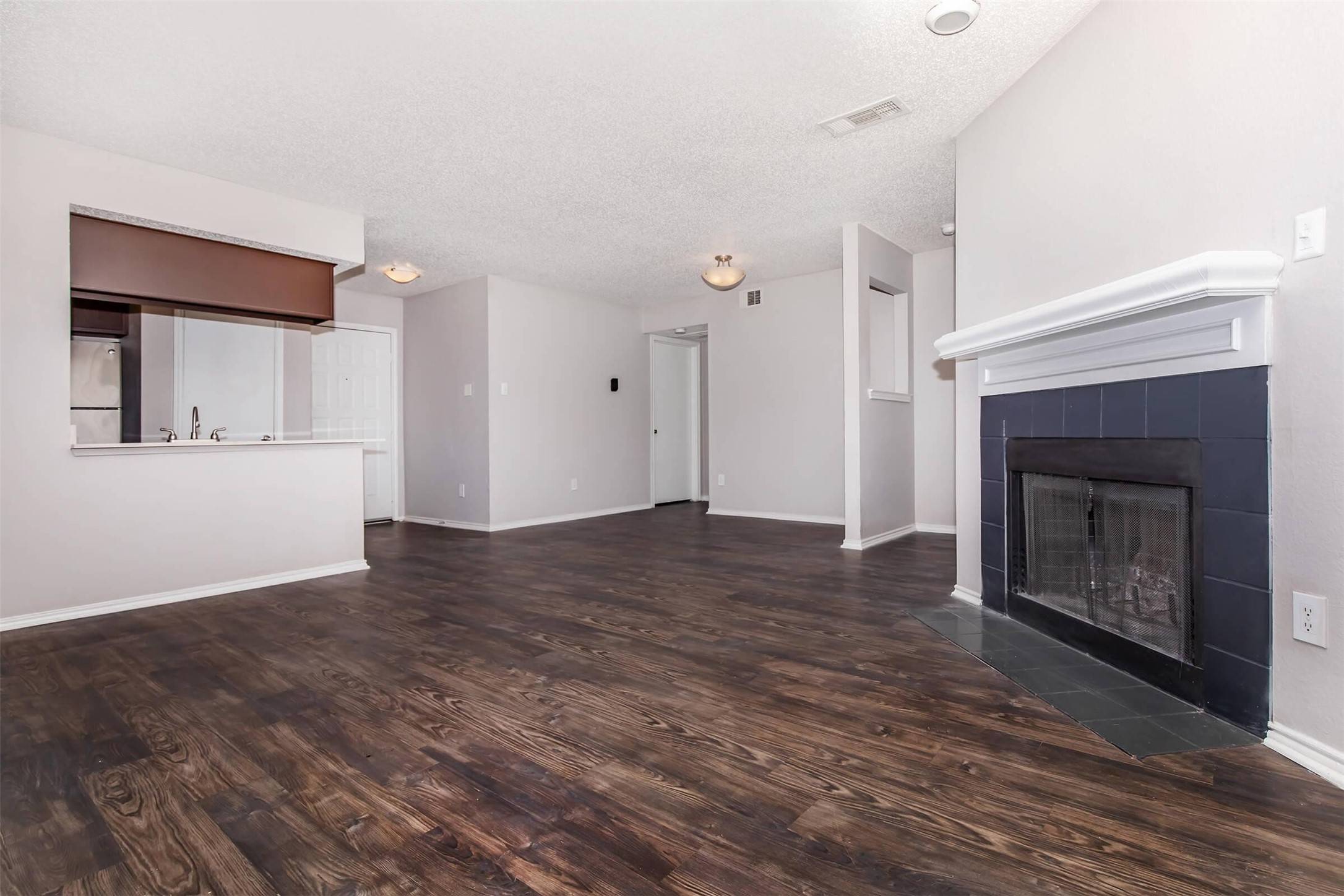 Fort Worth, TX 76179,8301 Boat Club Road #712