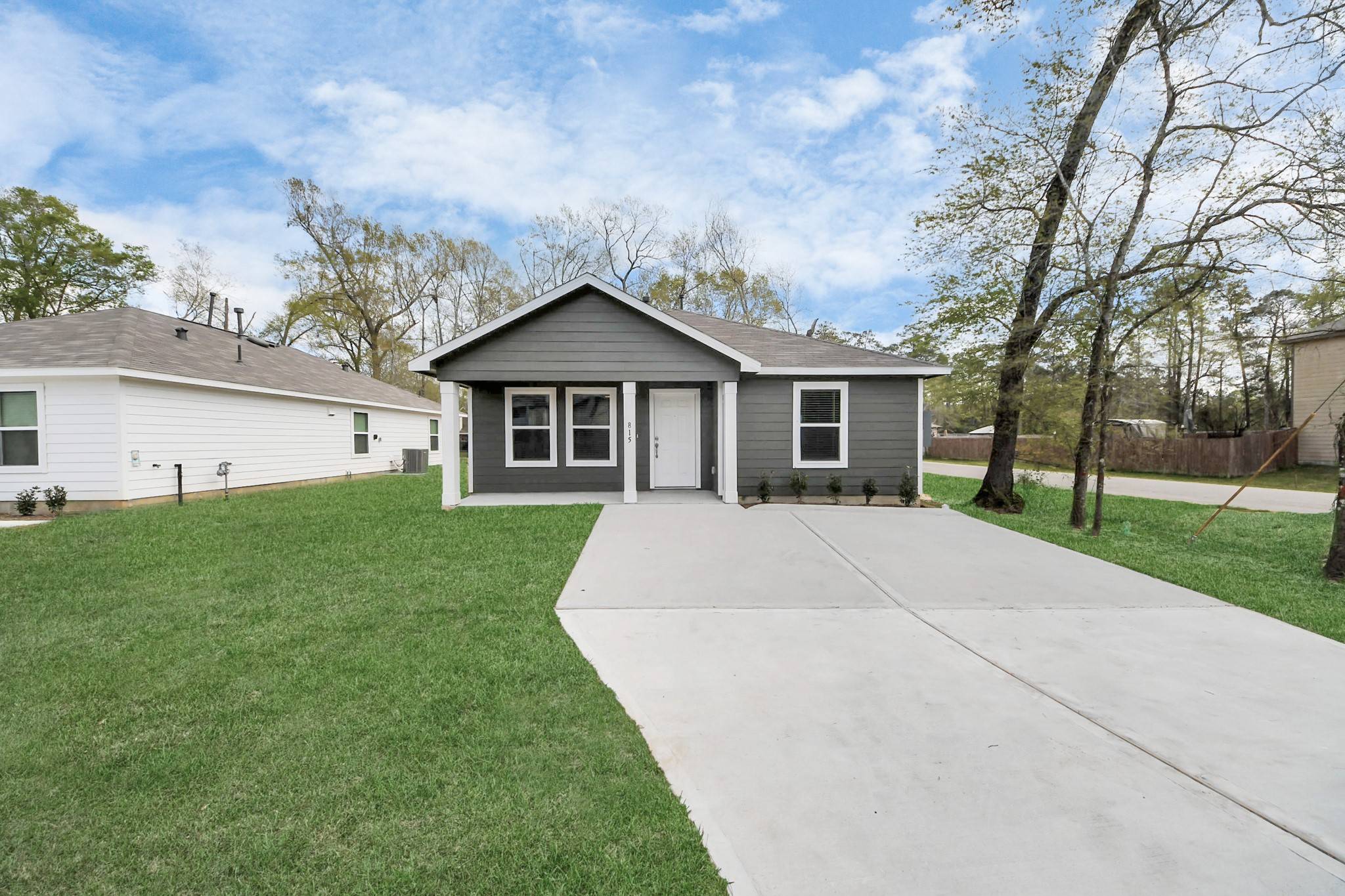 Cleveland, TX 77327,815 Jefferson Ave