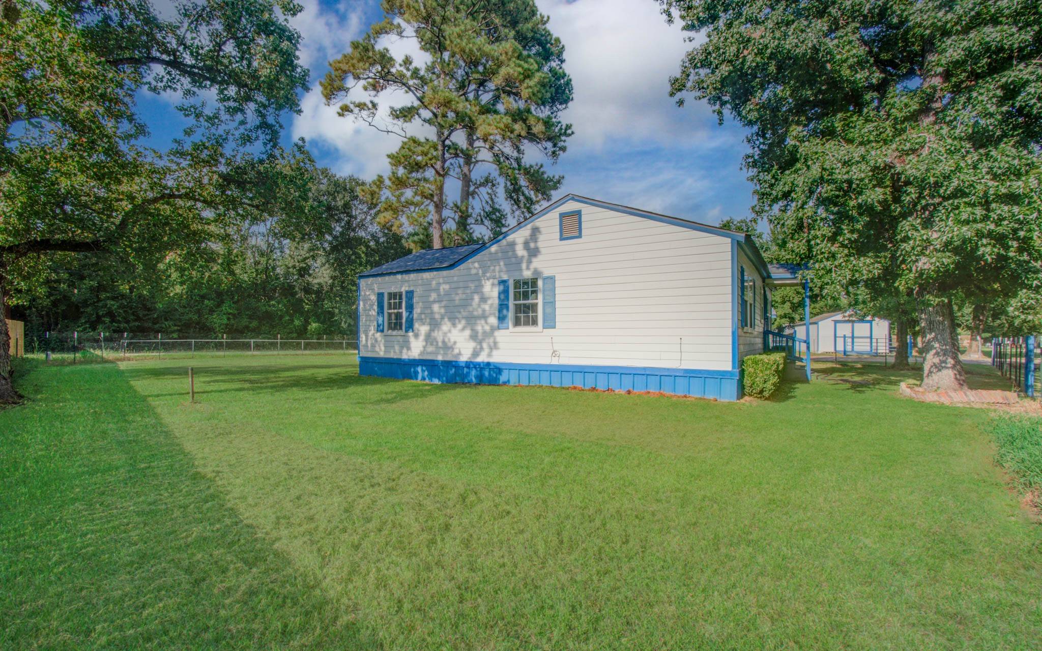 Pinehurst, TX 77362,28411 Red Fox LN