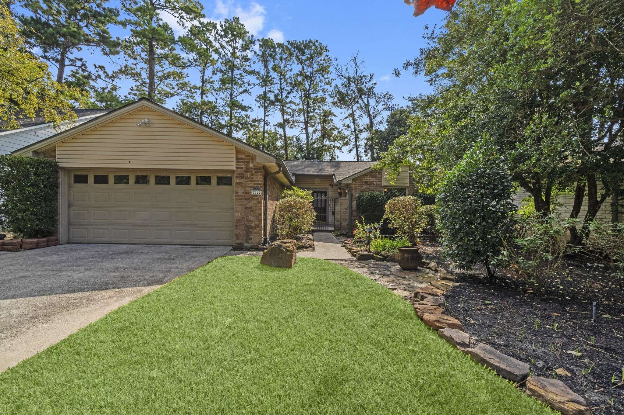 The Woodlands, TX 77381,62 S Woodstock Circle DR