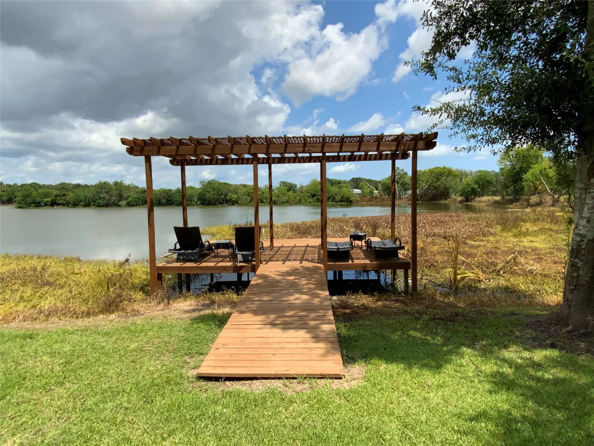 Palacios, TX 77465,1236 Riverside DR