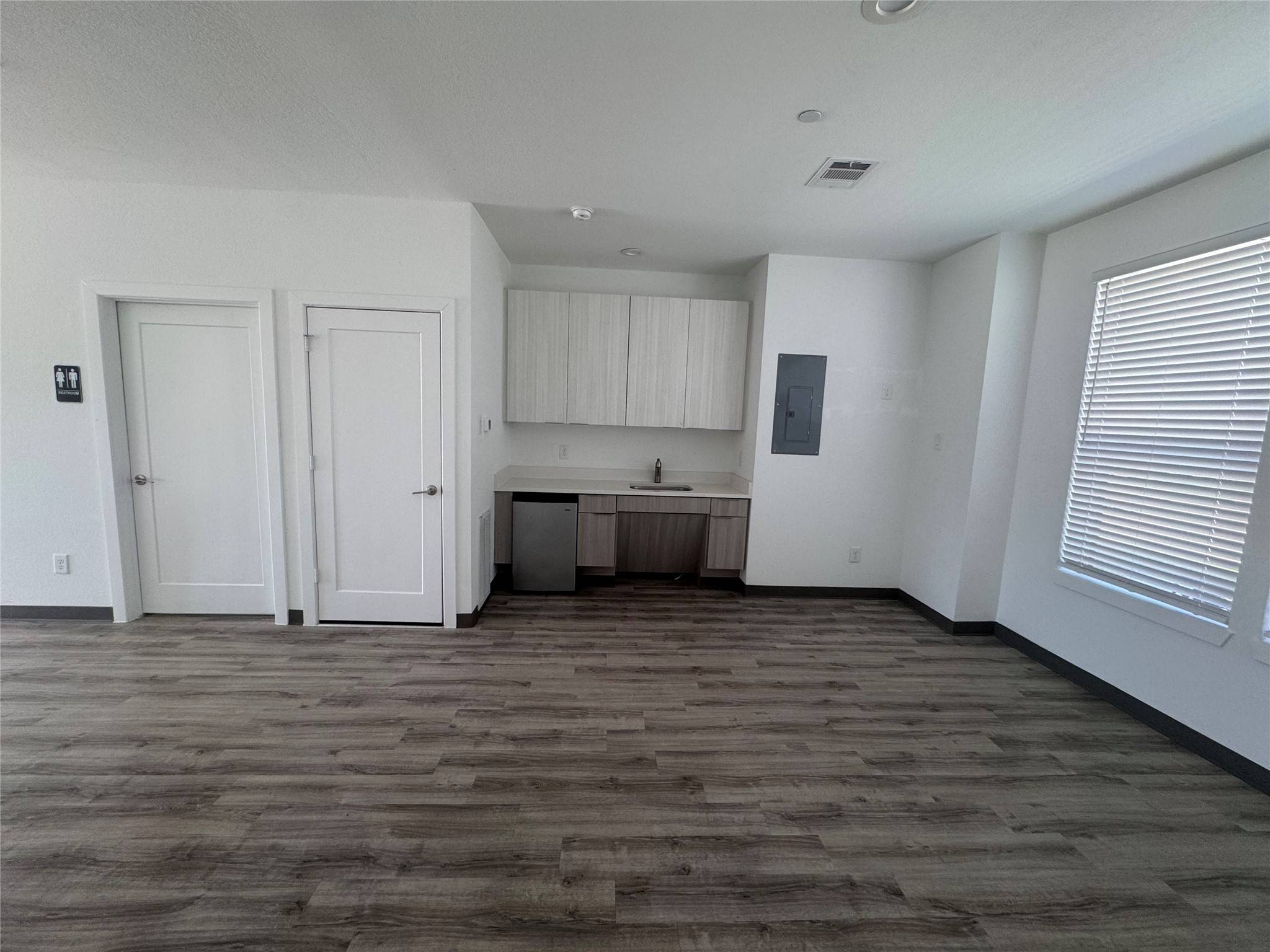 Shenandoah, TX 77385,18716 Centro Main ST #A