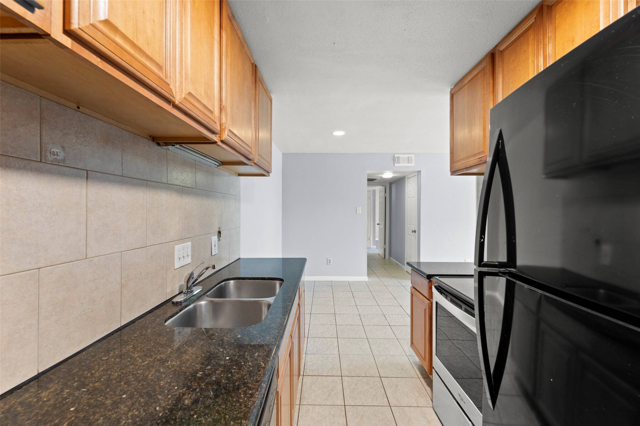 Houston, TX 77042,2100 Wilcrest DR #141