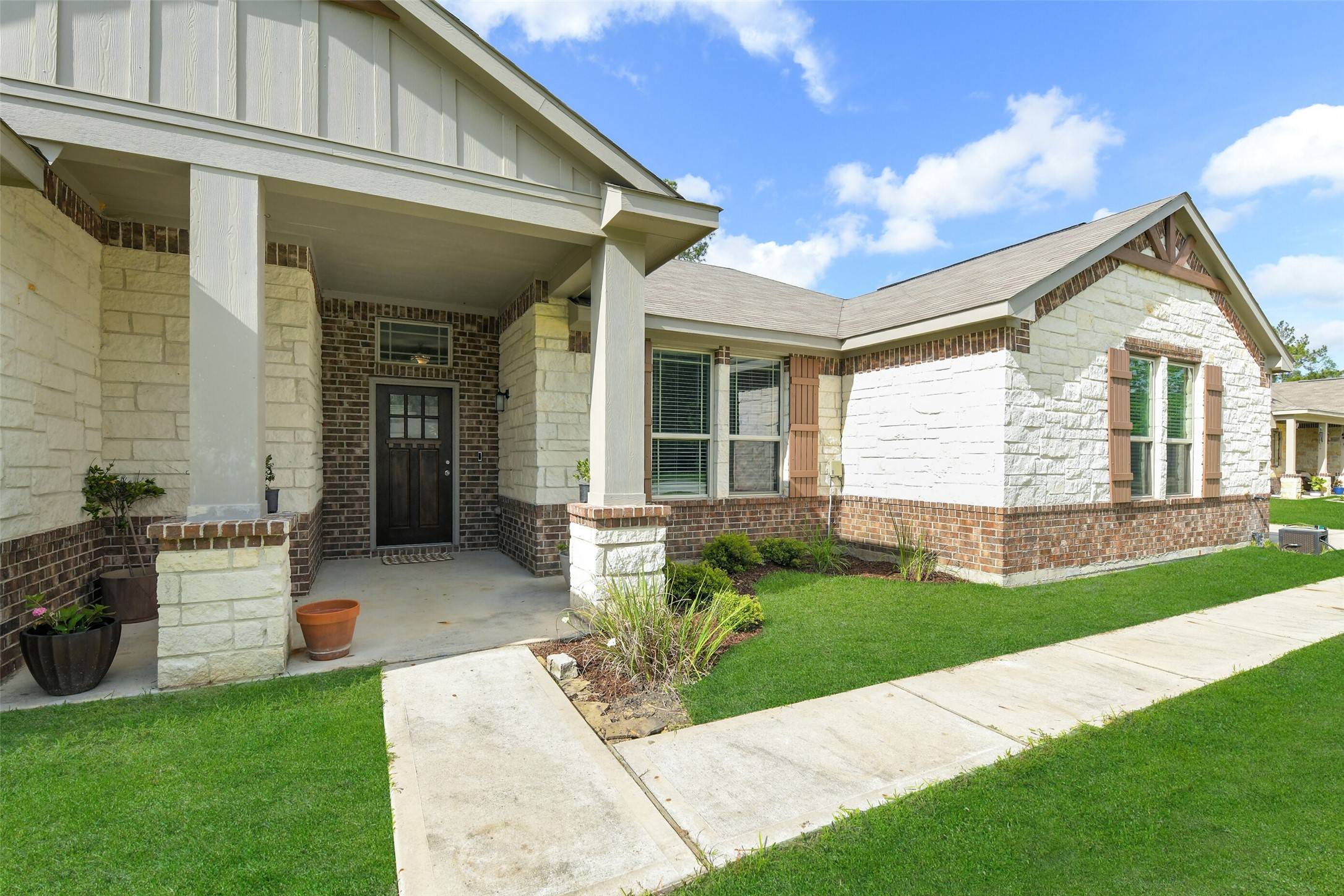 Dayton, TX 77535,121 Road 662