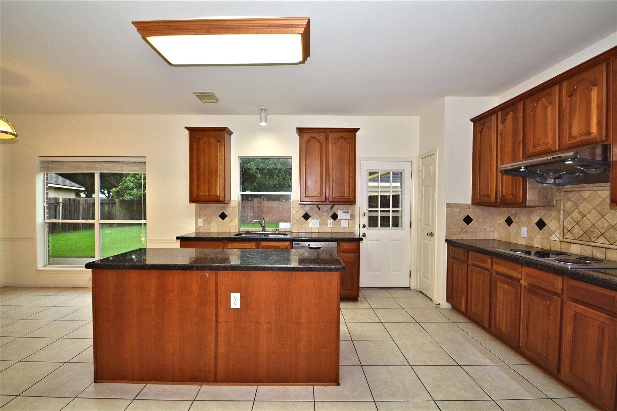Sugar Land, TX 77479,17315 Marigold DR