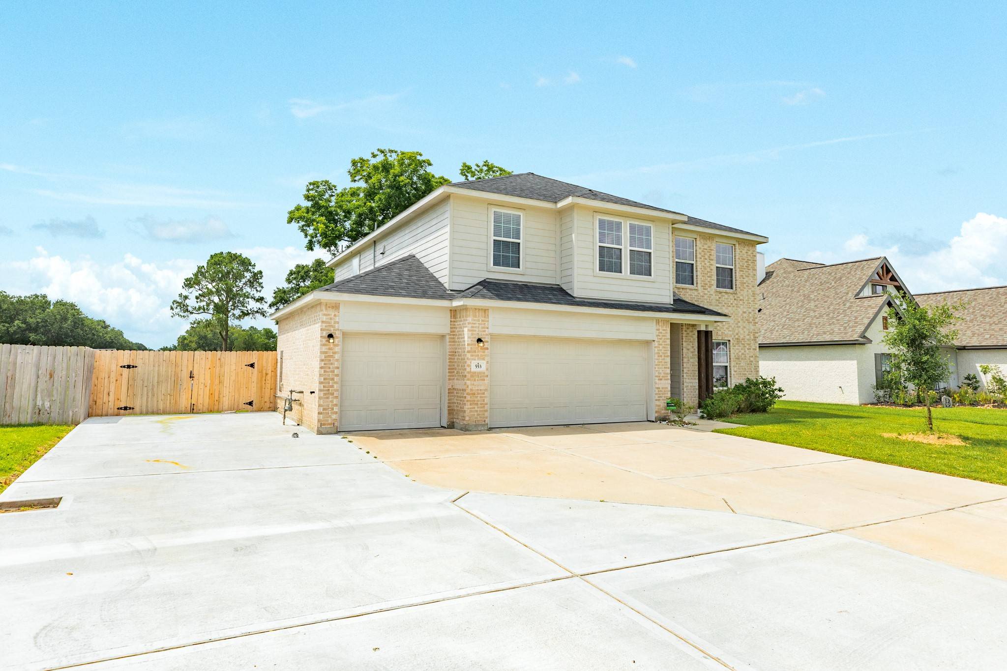 West Columbia, TX 77486,553 Green Meadows DR