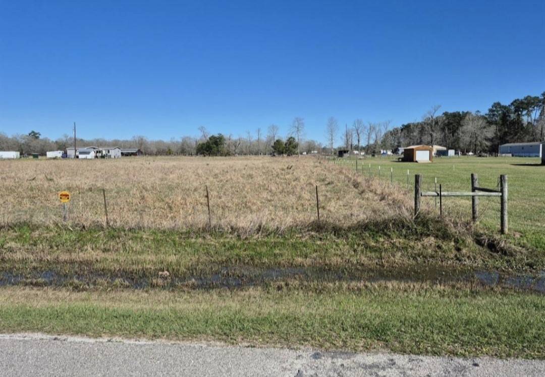 Liberty, TX 77575,1030 County Road 190