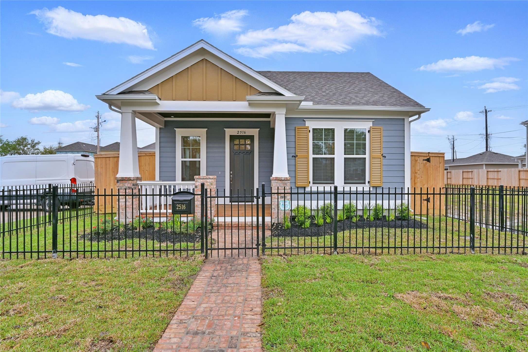 Pearland, TX 77581,2516 S Grand AVE