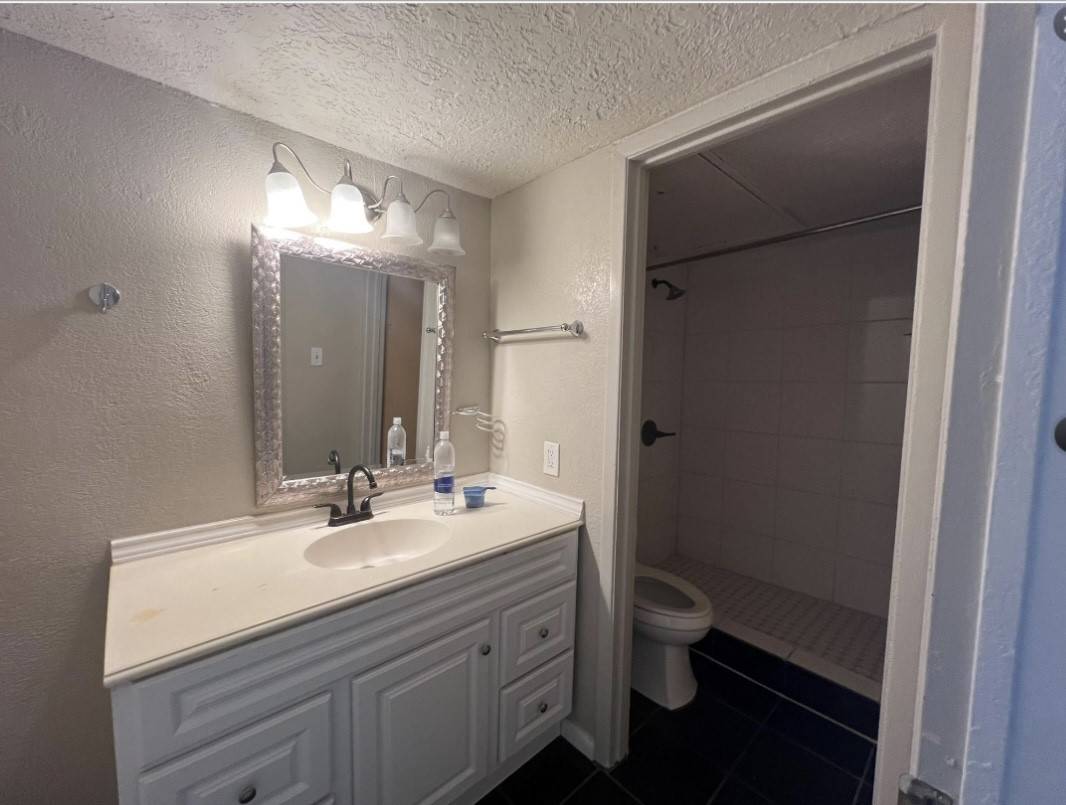 Houston, TX 77079,781 Country Place DR #2081