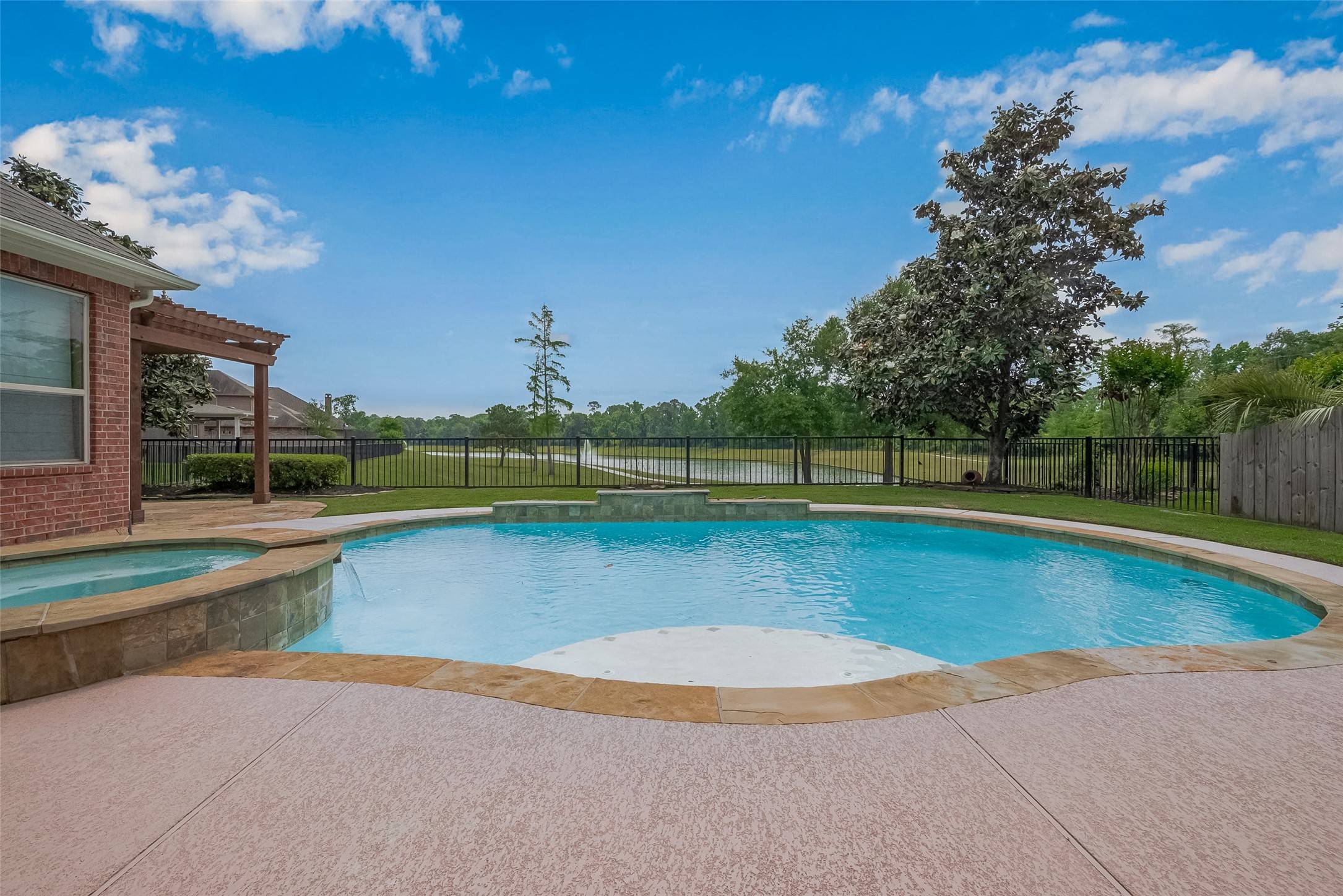 Spring, TX 77388,2711 King Point View LN