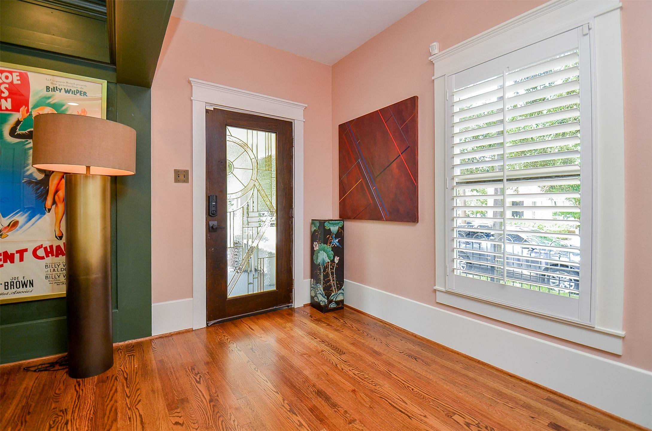 Houston, TX 77006,816 W Main ST